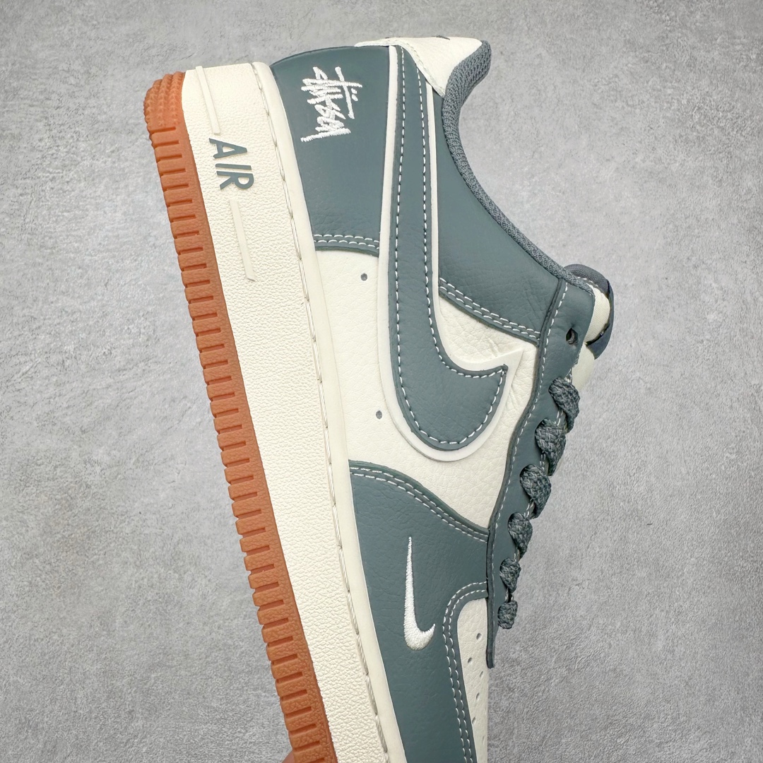 图片[6]-NK Air Force 1´07 Low 空军一号低帮百搭休闲运动板鞋 XZ9688-101 柔软、弹性十足的缓震性能和出色的中底设计 横跨复古与现代的外型结合 造就出风靡全球 三十多年的Force 1 直到今天还深受青睐 尺码：36 36.5 37.5 38 38.5 39 40 40.5 41 42 42.5 43 44 44.5 45-选品中心