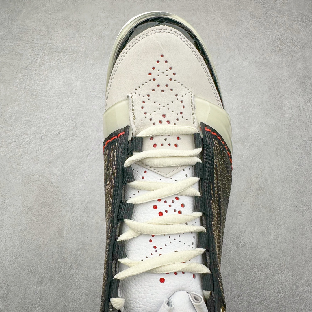 图片[4]-Air Jordan XX3 OG 迈克尔·乔丹高帮复古休闲文化运动篮球鞋 CZ6222-001 原楦开发版型 采用厚实荔枝纹仿牛皮组合牛剖革鞋面材质 中底搭载仿塑纤中板缓震 缜密中底拉帮工艺 搭载一次压模成形 Phylon中底 外置高性能环抱式TPU组合防滑耐磨橡胶大底 AJ23在诞生以前被称为AJ系列最后一代以数字命名的球鞋 所以在设计上格外用心 体现出绅士的儒雅风格 鞋舌上带有雕花细节设计 大面积TPU稳定托盘 鞋面缝有三维走线 鞋头有MJ本人签名印字 Phylon中底 全掌Zoom Air缓震科技 外底纹路为MJ本人放大的指纹 尺码：40 40.5 41 42 42.5 43 44 44.5 45 46 47.5-选品中心
