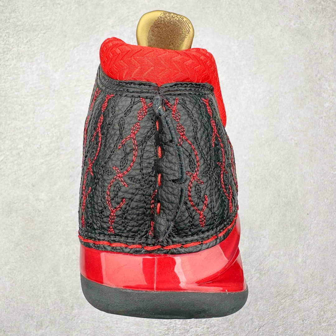 图片[8]-Air Jordan XX3 OG 迈克尔·乔丹高帮复古休闲文化运动篮球鞋 318474-061 原楦开发版型 采用厚实荔枝纹仿牛皮组合牛剖革鞋面材质 中底搭载仿塑纤中板缓震 缜密中底拉帮工艺 搭载一次压模成形 Phylon中底 外置高性能环抱式TPU组合防滑耐磨橡胶大底 AJ23在诞生以前被称为AJ系列最后一代以数字命名的球鞋 所以在设计上格外用心 体现出绅士的儒雅风格 鞋舌上带有雕花细节设计 大面积TPU稳定托盘 鞋面缝有三维走线 鞋头有MJ本人签名印字 Phylon中底 全掌Zoom Air缓震科技 外底纹路为MJ本人放大的指纹 尺码：40 40.5 41 42 42.5 43 44 44.5 45 46 47.5-选品中心