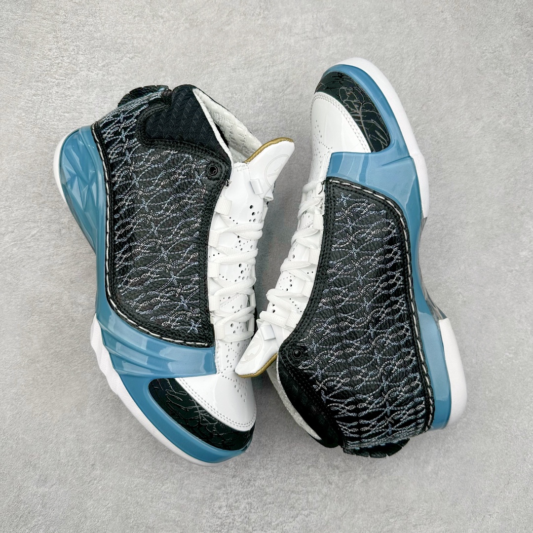 图片[3]-Air Jordan XX3 OG 迈克尔·乔丹高帮复古休闲文化运动篮球鞋 318376-041 原楦开发版型 采用厚实荔枝纹仿牛皮组合牛剖革鞋面材质 中底搭载仿塑纤中板缓震 缜密中底拉帮工艺 搭载一次压模成形 Phylon中底 外置高性能环抱式TPU组合防滑耐磨橡胶大底 AJ23在诞生以前被称为AJ系列最后一代以数字命名的球鞋 所以在设计上格外用心 体现出绅士的儒雅风格 鞋舌上带有雕花细节设计 大面积TPU稳定托盘 鞋面缝有三维走线 鞋头有MJ本人签名印字 Phylon中底 全掌Zoom Air缓震科技 外底纹路为MJ本人放大的指纹 尺码：40 40.5 41 42 42.5 43 44 44.5 45 46 47.5-选品中心