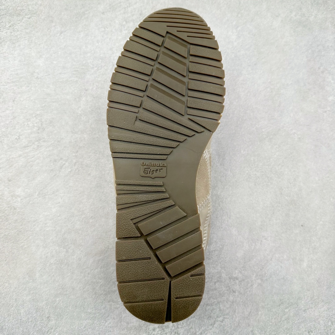 图片[9]-Onitsuka Tiger CORSAIR™ A55鞋款 作为鬼冢虎品牌创立75周年限定之作 灵感源自1970 年代 慢跑热潮先驱的经典鞋履TIGER CORSAIRT™ 以现代视角崭新呈现 简约廓形与细密缝线条纹相得益彰 饰以鬼塚虎标志性的后跟提耳和十字补强 崭新演绎经典之美 轻盈鞋身搭配出色缓震的纤薄鞋底 精妙平衡舒适与时尚 尺码：36 37 37.5 38 39 39.5 40 40.5 41.5 42 42.5 43 44 44.5 45-选品中心