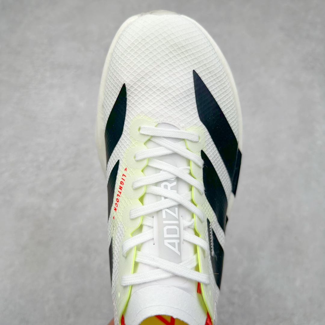 图片[4]-AD Adizero Eva SL M 零度进化版系列低帮轻便透气竞速休闲运动慢跑鞋 JP1094 相信大家对去年 adidas 横空出世的「顶级超跑」adiZero Adios Pro EVO 1 记忆犹新！不仅登顶阿迪史上最轻跑鞋宝座，更在接下来的全球马拉松赛事中，持续书写着惊人成绩，被网友戏称新一代「阿迪神鞋」全网刷屏！极简设计语言与强烈速度感和存在感的鞋侧三线，让人过目不忘，特别种草！其中定位于中长跑训练的 adidas Adizero Evo SL，整体外观造型与 adiZero Adios Pro EVO 1 非常相似。中底配置方面搭载全掌 Lightstrike Pro，鞋面采用透气网面示人，契合日常训练鞋的定位，更加耐用。外底给到了马牌橡胶，及类似上代竞速旗舰 adidas Adizero Adios Pro 3 区域分布。整体看下来无论是外观的鲜明辨识度，还是配置的扎实程度都很顶。尺码：36 36⅔ 37⅓ 38 38⅔ 39⅓ 40 40⅔ 41⅓ 42 42⅔ 43⅓ 44 45-选品中心