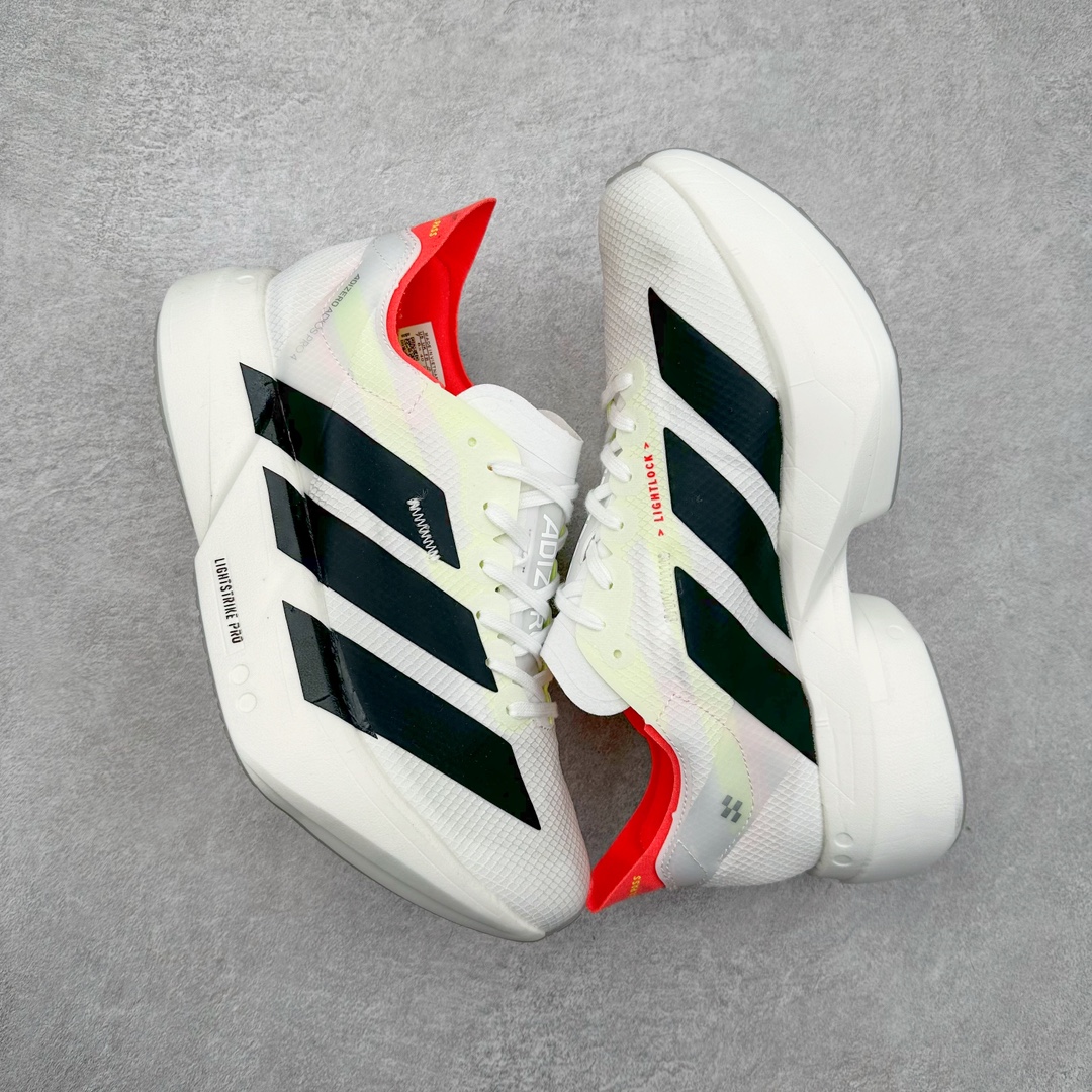 图片[3]-AD Adizero Eva SL M 零度进化版系列低帮轻便透气竞速休闲运动慢跑鞋 JP1094 相信大家对去年 adidas 横空出世的「顶级超跑」adiZero Adios Pro EVO 1 记忆犹新！不仅登顶阿迪史上最轻跑鞋宝座，更在接下来的全球马拉松赛事中，持续书写着惊人成绩，被网友戏称新一代「阿迪神鞋」全网刷屏！极简设计语言与强烈速度感和存在感的鞋侧三线，让人过目不忘，特别种草！其中定位于中长跑训练的 adidas Adizero Evo SL，整体外观造型与 adiZero Adios Pro EVO 1 非常相似。中底配置方面搭载全掌 Lightstrike Pro，鞋面采用透气网面示人，契合日常训练鞋的定位，更加耐用。外底给到了马牌橡胶，及类似上代竞速旗舰 adidas Adizero Adios Pro 3 区域分布。整体看下来无论是外观的鲜明辨识度，还是配置的扎实程度都很顶。尺码：36 36⅔ 37⅓ 38 38⅔ 39⅓ 40 40⅔ 41⅓ 42 42⅔ 43⅓ 44 45-选品中心