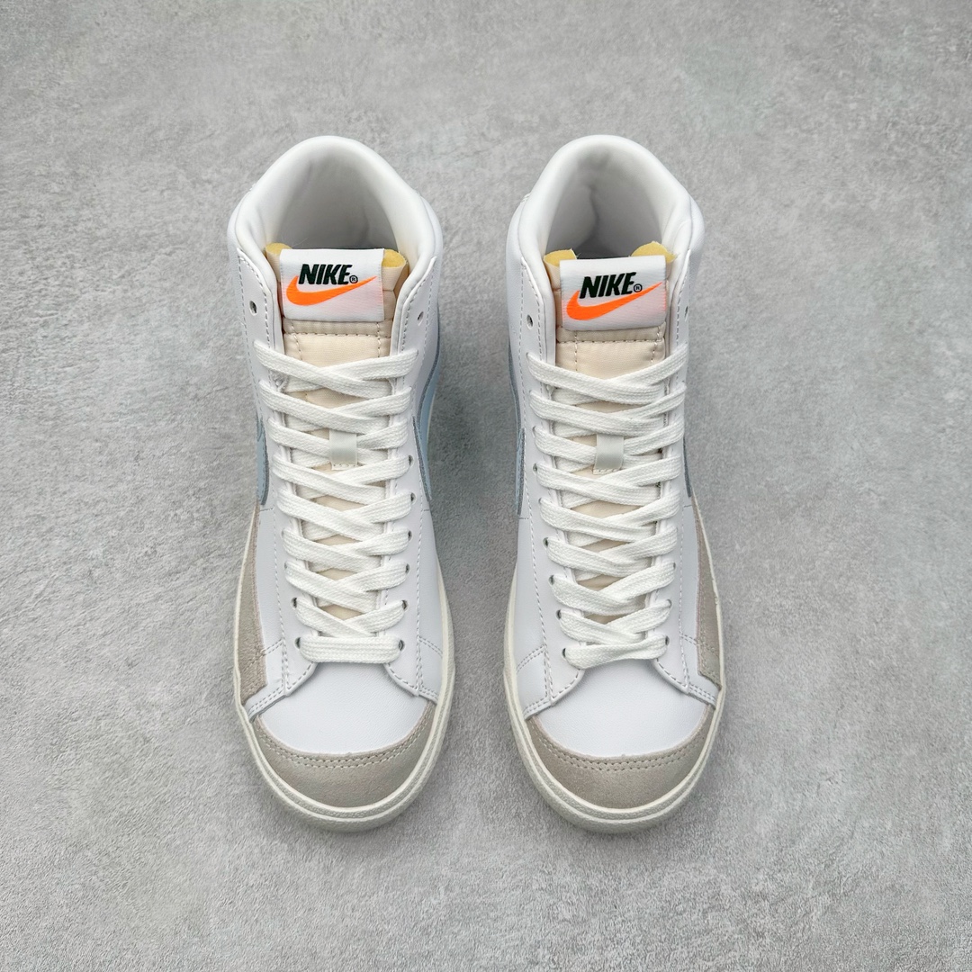 图片[2]-＃福利特价 NK Blazer Mid \’1977 Vintage WE 经典开拓者高帮百搭休闲运动板鞋 浓郁的复古造型 Blazer Mid 同样拥有着许多球鞋玩家的喜爱。近日一款多彩新品曝光，不同于熟悉的素雅气氛，强烈的视觉对撞，令人眼前一亮！整体鞋身辅以柔软的荔枝皮打造，内外均采用鲜明的撞色示人。黄、蓝、绿、红的对称刻画，加之细节轮廓的色调勾勒，活力满载的夏日清爽气息扑面而来，上脚想必也会为你带来超高的回头率表现。尺码：36 36.5 37.5 38 38.5 39 40 40.5 41 42 42.5 43 44 44.5 45-选品中心