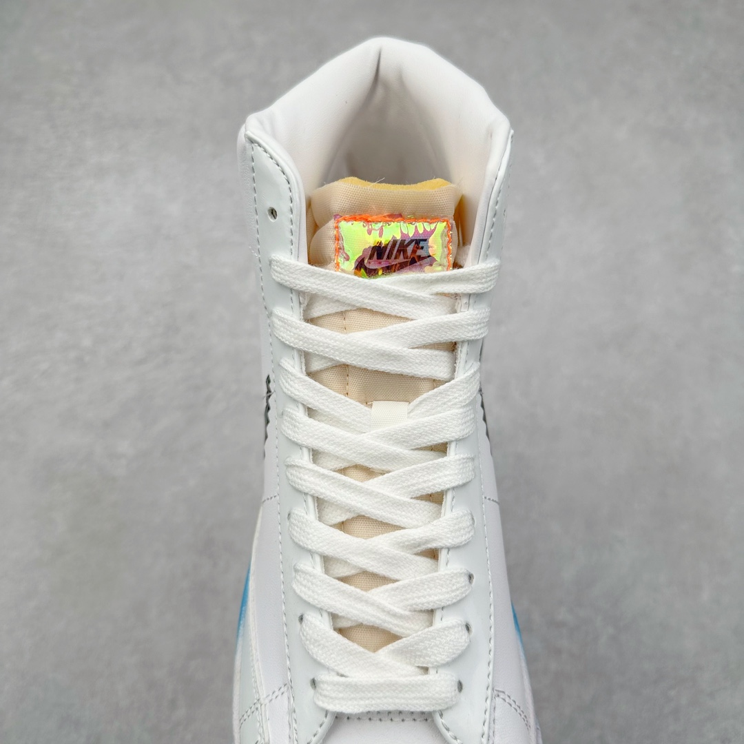 图片[5]-＃福利特价 NK Blazer Mid \’1977 Vintage WE 经典开拓者高帮百搭休闲运动板鞋 浓郁的复古造型 Blazer Mid 同样拥有着许多球鞋玩家的喜爱。近日一款多彩新品曝光，不同于熟悉的素雅气氛，强烈的视觉对撞，令人眼前一亮！整体鞋身辅以柔软的荔枝皮打造，内外均采用鲜明的撞色示人。黄、蓝、绿、红的对称刻画，加之细节轮廓的色调勾勒，活力满载的夏日清爽气息扑面而来，上脚想必也会为你带来超高的回头率表现。尺码：36 36.5 37.5 38 38.5 39 40 40.5 41 42 42.5 43 44 44.5 45-选品中心