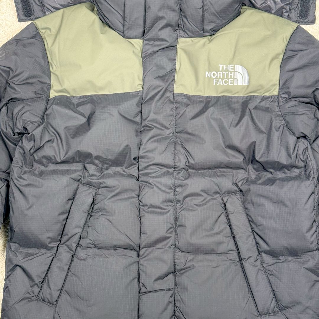 图片[8]-THE NORTH FACE 北面拼色拉链连帽长袖夹克外套羽绒服 The North Face于1966年成立，一直致力于为户外运动员的每一次严酷探索提供专业装备。作为全球户外运动领导品牌，The NorthFace以经过专业运动员测试、适应各类户外需求的产品助力探索者不断超越自我，激发人类潜能。The North Face象征着众多山脉中更冷、更值得挑战的北坡。品牌标志则来自Half Dome，一座位于美国加州Yosemite NationalPark（优胜美地国家公园）里的山峰，中文名字取为「北面」，象征着不畏惧的户外探索精神。1997年，The North Face采用全新的宣传标语「Never Stop Exploring探索永不停止」，体现品牌的探索精神，成为品牌的座右铭。尺码：S M L XL 2XL-选品中心