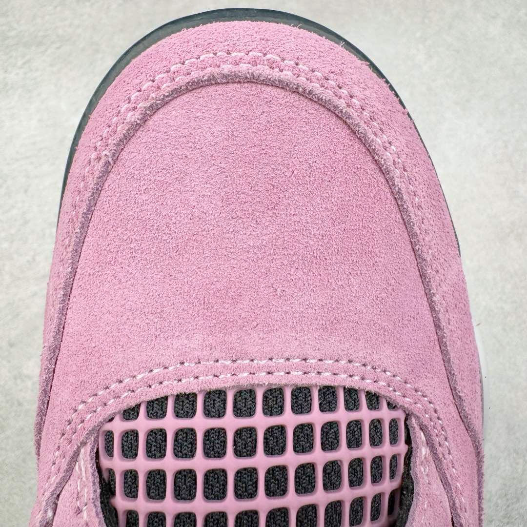 图片[17]-＃KZ神版 Air Jordan AJ4 WMNS \\\”Orchid\\\”猛男粉 AQ9129-501 独家外贸特供尺码含 45.5 49.5 50.5 国内外口碑最好最推荐的产品 市场中端王者 亲自操刀耗时半年巨作 全套原纸板楦头开发 确保原汁原味 完美呈现四代版型 一比一鞋头弧度高度鞋身弧度 此版本只针对中端市场 皮料材质有所更替 其他数据细节工艺流程均保持一致 绝不口嗨 细节品控鞋型随意秒杀市面3XX 4XX 原厂TPU网格鞋带扣 正确内里网布 菱角分明不变形无多余毛边 柔软性质感一致于原鞋 市场唯一原厂鞋扣模具 背面可见隐藏注塑口 原厂织唛标 原厂飞人电绣工艺 尾指中部跳三针 独家绑鞋带手法 印刷中底布 四线拉帮 米色美纹纸贴合固定 进口港宝加持 后跟自然饱满 全鞋荧光划线卡点 追求极致完美 每一双都是工艺品 多重QC质检 超越公司货的品控标准 实实在在的免检产品 尺码：36 36.5 37.5 38 38.5 39 40 40.5 41 42 42.5 43 44 44.5 45 45.5 46 47.5 48.5 49.5 50.5-选品中心