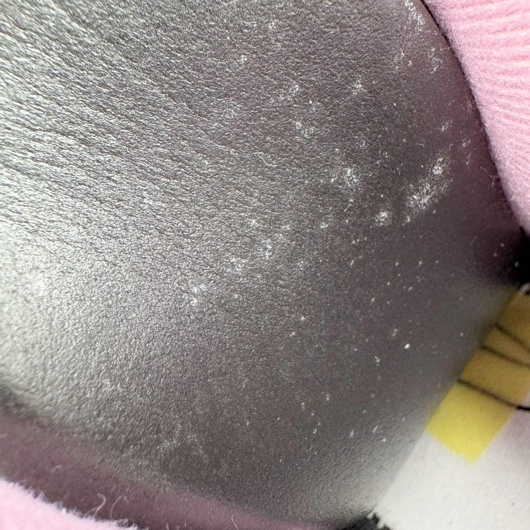 图片[12]-＃KZ神版 Air Jordan AJ4 WMNS \\\”Orchid\\\”猛男粉 AQ9129-501 独家外贸特供尺码含 45.5 49.5 50.5 国内外口碑最好最推荐的产品 市场中端王者 亲自操刀耗时半年巨作 全套原纸板楦头开发 确保原汁原味 完美呈现四代版型 一比一鞋头弧度高度鞋身弧度 此版本只针对中端市场 皮料材质有所更替 其他数据细节工艺流程均保持一致 绝不口嗨 细节品控鞋型随意秒杀市面3XX 4XX 原厂TPU网格鞋带扣 正确内里网布 菱角分明不变形无多余毛边 柔软性质感一致于原鞋 市场唯一原厂鞋扣模具 背面可见隐藏注塑口 原厂织唛标 原厂飞人电绣工艺 尾指中部跳三针 独家绑鞋带手法 印刷中底布 四线拉帮 米色美纹纸贴合固定 进口港宝加持 后跟自然饱满 全鞋荧光划线卡点 追求极致完美 每一双都是工艺品 多重QC质检 超越公司货的品控标准 实实在在的免检产品 尺码：36 36.5 37.5 38 38.5 39 40 40.5 41 42 42.5 43 44 44.5 45 45.5 46 47.5 48.5 49.5 50.5-选品中心