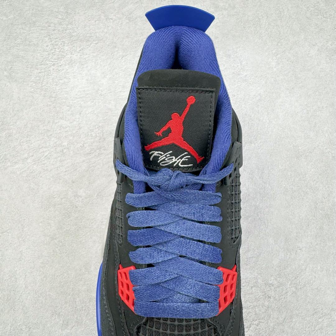 图片[5]-＃KZ神版 Air Jordan AJ4 Rare Air Laser 黑蓝红 FV5029-003 独家外贸特供尺码含 45.5 49.5 50.5 国内外口碑最好最推荐的产品 市场中端王者 亲自操刀耗时半年巨作 全套原纸板楦头开发 确保原汁原味 完美呈现四代版型 一比一鞋头弧度高度鞋身弧度 此版本只针对中端市场 皮料材质有所更替 其他数据细节工艺流程均保持一致 绝不口嗨 细节品控鞋型随意秒杀市面3XX 4XX 原厂TPU网格鞋带扣 正确内里网布 菱角分明不变形无多余毛边 柔软性质感一致于原鞋 市场唯一原厂鞋扣模具 背面可见隐藏注塑口 原厂织唛标 原厂飞人电绣工艺 尾指中部跳三针 独家绑鞋带手法 印刷中底布 四线拉帮 米色美纹纸贴合固定 进口港宝加持 后跟自然饱满 全鞋荧光划线卡点 追求极致完美 每一双都是工艺品 多重QC质检 超越公司货的品控标准 实实在在的免检产品 尺码：40 40.5 41 42 42.5 43 44 44.5 45 45.5 46 47.5 48.5 49.5 50.5-选品中心