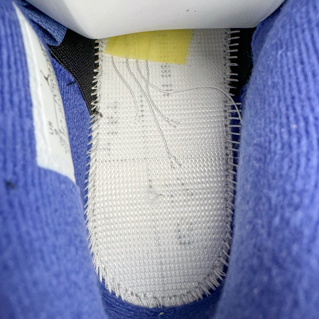 图片[11]-＃KZ神版 Air Jordan AJ4 Rare Air Laser 黑蓝红 FV5029-003 独家外贸特供尺码含 45.5 49.5 50.5 国内外口碑最好最推荐的产品 市场中端王者 亲自操刀耗时半年巨作 全套原纸板楦头开发 确保原汁原味 完美呈现四代版型 一比一鞋头弧度高度鞋身弧度 此版本只针对中端市场 皮料材质有所更替 其他数据细节工艺流程均保持一致 绝不口嗨 细节品控鞋型随意秒杀市面3XX 4XX 原厂TPU网格鞋带扣 正确内里网布 菱角分明不变形无多余毛边 柔软性质感一致于原鞋 市场唯一原厂鞋扣模具 背面可见隐藏注塑口 原厂织唛标 原厂飞人电绣工艺 尾指中部跳三针 独家绑鞋带手法 印刷中底布 四线拉帮 米色美纹纸贴合固定 进口港宝加持 后跟自然饱满 全鞋荧光划线卡点 追求极致完美 每一双都是工艺品 多重QC质检 超越公司货的品控标准 实实在在的免检产品 尺码：40 40.5 41 42 42.5 43 44 44.5 45 45.5 46 47.5 48.5 49.5 50.5-选品中心