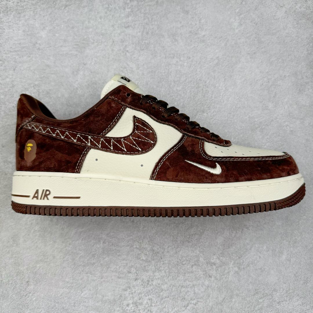 NK Air Force 1´07 Low 空军一号低帮百搭休闲运动板鞋 DM6688-004 柔软、弹性十足的缓震性能和出色的中底设计 横跨复古与现代的外型结合 造就出风靡全球 三十多年的Force 1 直到今天还深受青睐 尺码：36 36.5 37.5 38 38.5 39 40 40.5 41 42 42.5 43 44 44.5 45-选品中心