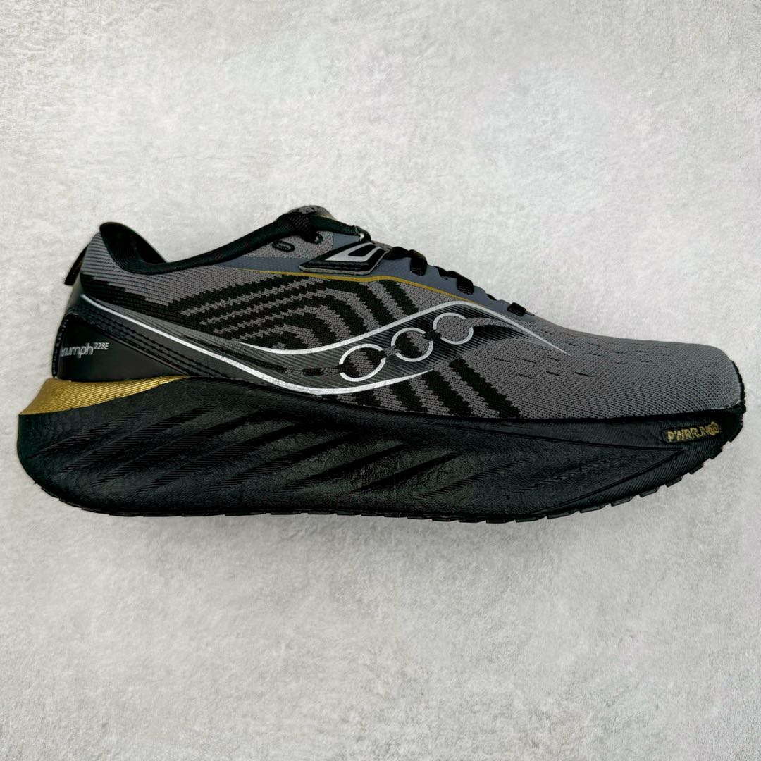 ＃SG纯原 Saucony Triumph 22 索康尼胜利22代旗舰级缓震型跑鞋 性能相比前几代再升级：鞋面采用全新升级的工学网设计 贴合脚部更透气 中底部分使用最新的PWRRUN+材质 搭配PWRRUN+鞋垫使中底的大幅加厚 10mm坡差进一步提供缓震、回弹性能 内底则采用了FORMFIT动态适应系统 动态契合脚型 提升包裹性和舒适性 提供更卓越的动态回馈体验 XT-900橡胶大底 可提供良好的抓地力和较强抗磨性能 尺码：35.5 36 36.5 37.5 38 38.5 39 40 40.5 41 42 42.5 43 44 44.5 45-选品中心