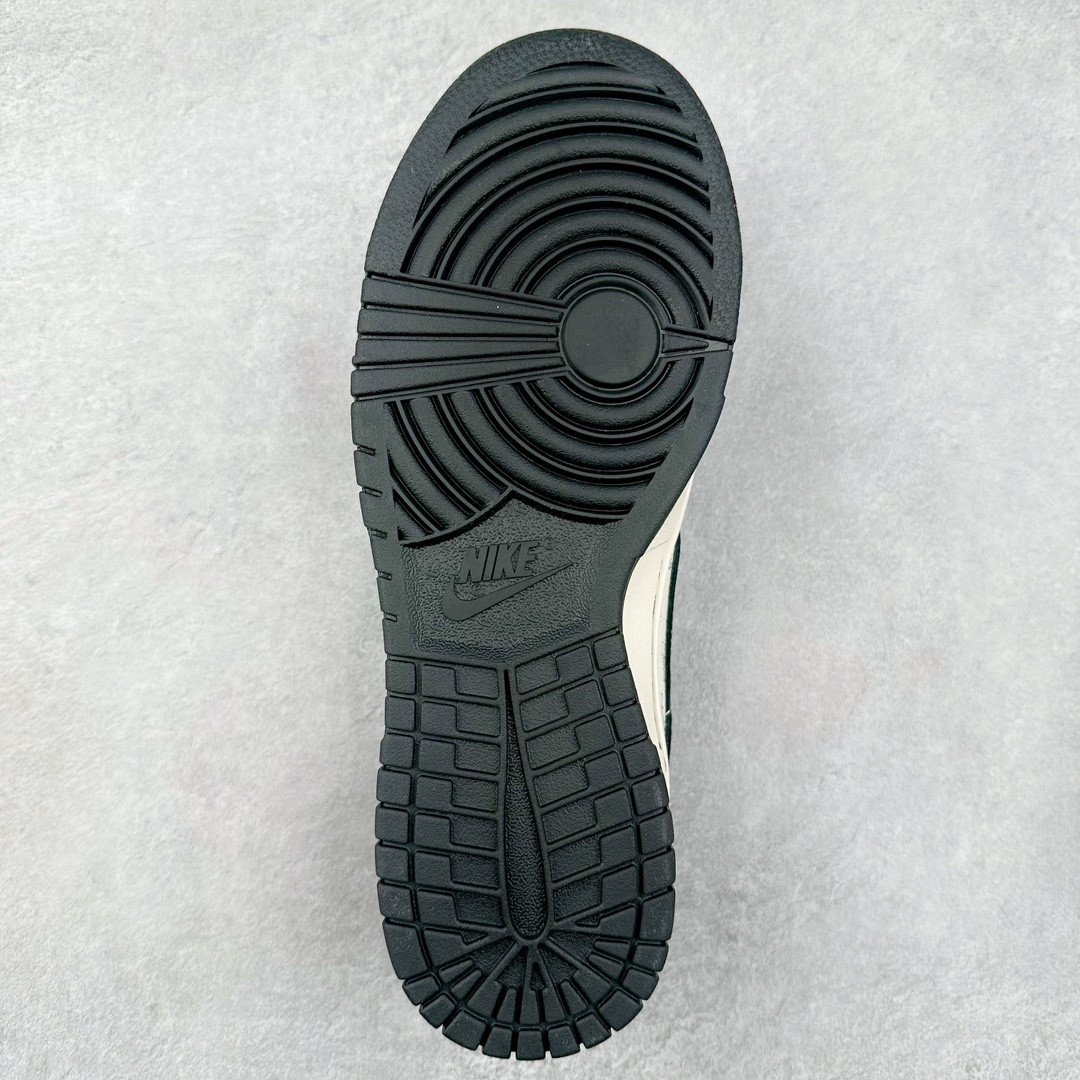 图片[9]-NK Dunk Low 定制配色 YX5066-222 大厂出品 极力推荐 原装头层材料 独家版型蒸餾加工帶來的是更好的视觉和脚感体验大厂纯原品质出货 清洁度 电绣工艺 皮料切割干净无任何毛边 细节完美 尺码：36 36.5 37.5 38 38.5 39 40 40.5 41 42 42.5 43 44 44.5 45 46 47.5-选品中心