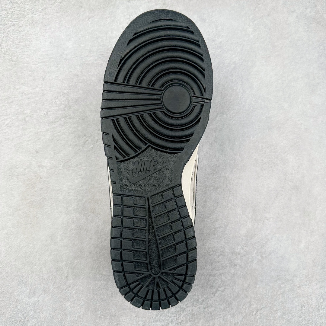 图片[9]-NK Dunk Low 定制配色 XX3168-306 大厂出品 极力推荐 原装头层材料 独家版型蒸餾加工帶來的是更好的视觉和脚感体验大厂纯原品质出货 清洁度 电绣工艺 皮料切割干净无任何毛边 细节完美 尺码：36 36.5 37.5 38 38.5 39 40 40.5 41 42 42.5 43 44 44.5 45 46 47.5-选品中心