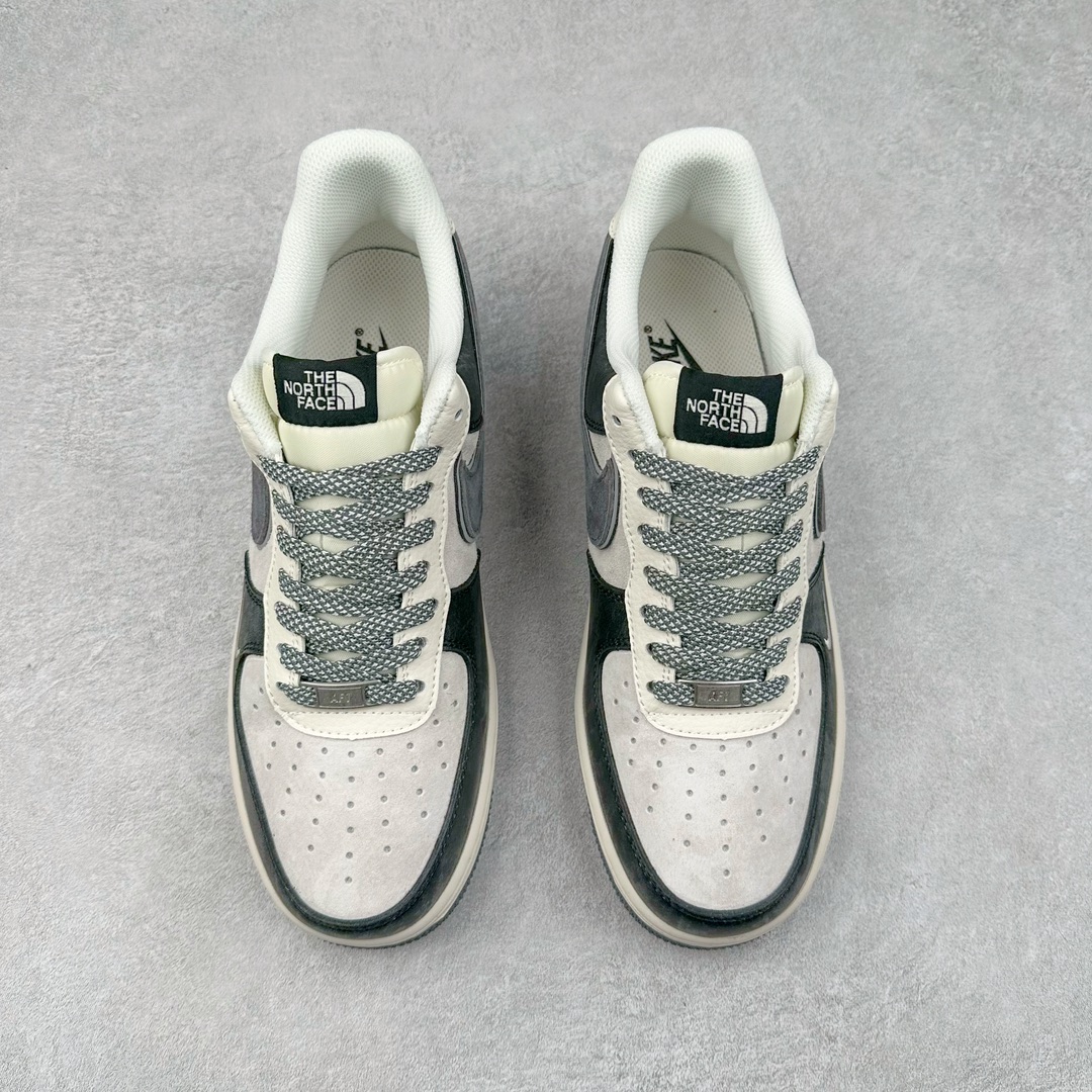 图片[2]-NK Air Force 1´07 Low 空军一号低帮百搭休闲运动板鞋 KK1333-012 柔软、弹性十足的缓震性能和出色的中底设计 横跨复古与现代的外型结合 造就出风靡全球 三十多年的Force 1 直到今天还深受青睐 尺码：36 36.5 37.5 38 38.5 39 40 40.5 41 42 42.5 43 44 44.5 45-选品中心