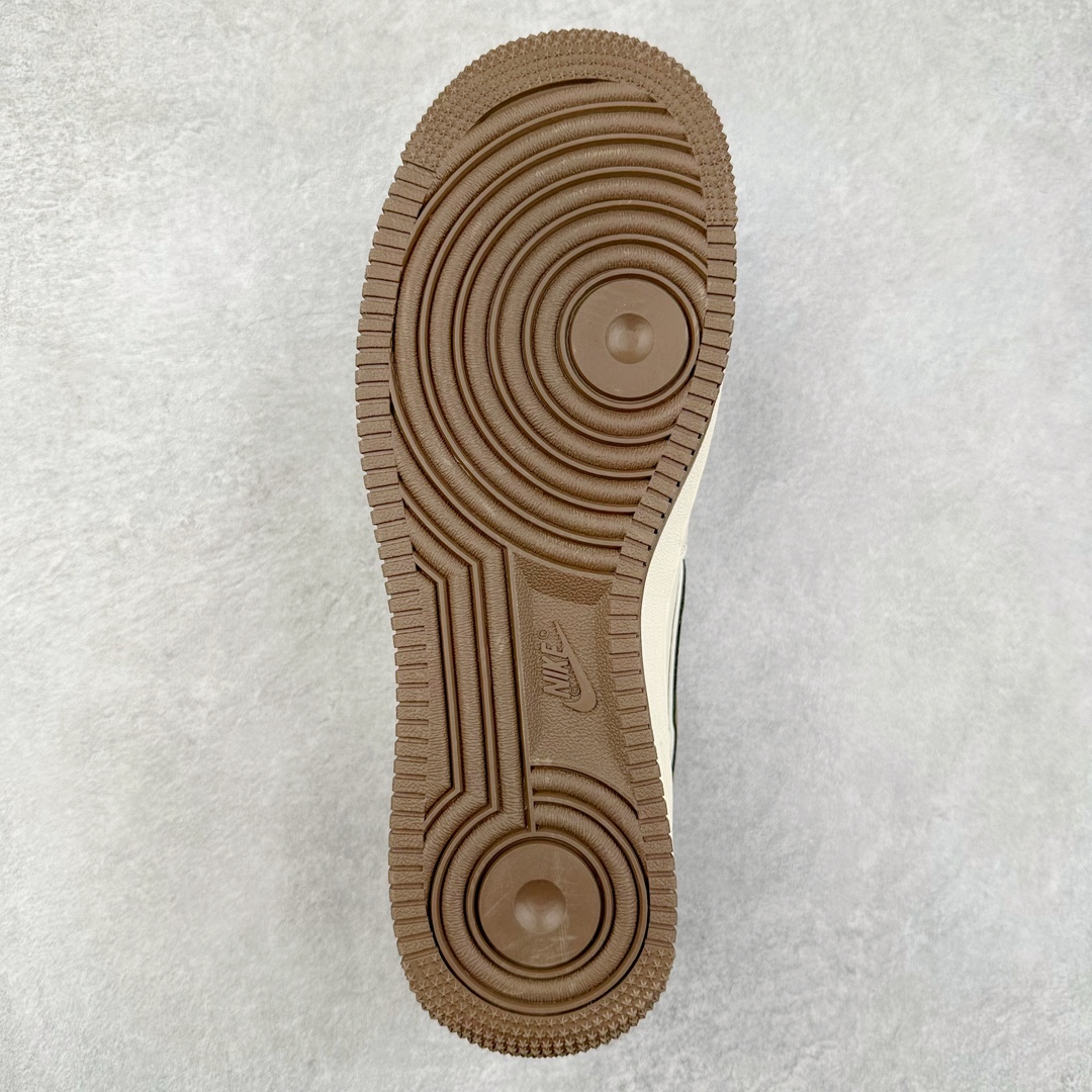 图片[9]-NK Air Force 1´07 Low 空军一号低帮百搭休闲运动板鞋 BB1616-306 柔软、弹性十足的缓震性能和出色的中底设计 横跨复古与现代的外型结合 造就出风靡全球 三十多年的Force 1 直到今天还深受青睐 尺码：36 36.5 37.5 38 38.5 39 40 40.5 41 42 42.5 43 44 44.5 45-选品中心