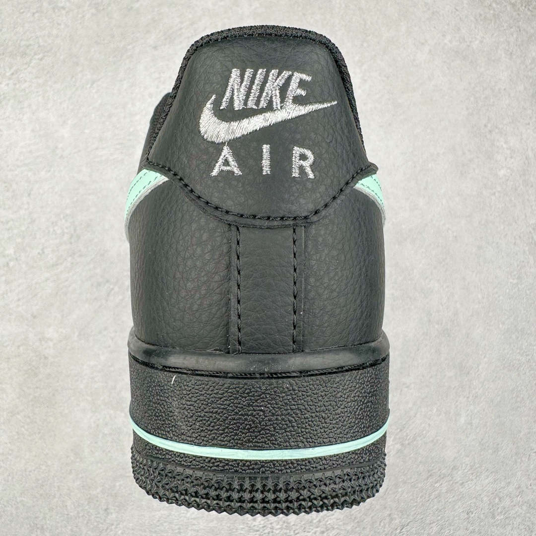 图片[8]-NK Air Force 1´07 Low 空军一号低帮百搭休闲运动板鞋 CW2288-111 柔软、弹性十足的缓震性能和出色的中底设计 横跨复古与现代的外型结合 造就出风靡全球 三十多年的Force 1 直到今天还深受青睐 尺码：36 36.5 37.5 38 38.5 39 40 40.5 41 42 42.5 43 44 44.5 45-选品中心