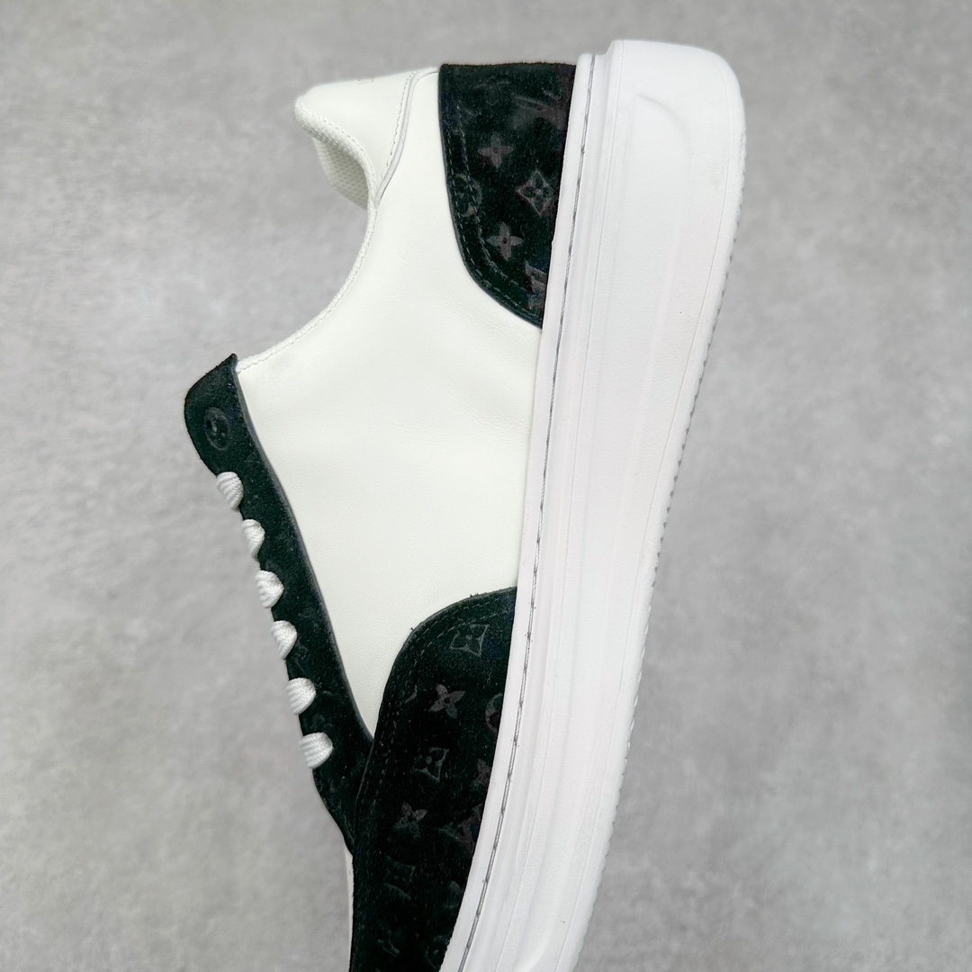 图片[7]-Louis vuitton beverly hills男士经典休闲运动鞋 款式为柔软牛皮革描摹经典 monogram 印花，塑造优雅鞋面。橡胶外底厚实而不失轻盈，其上点缀路易威登标识压纹。加衬内底和科技内衬再度升级舒适体验。意大利进口小牛皮内里高档舒适，原版大底轻盈耐磨！纯手工制作，细节决定品质 路易威登 -高端品质 原单-鞋面：🔝纳帕小牛皮、高周波品牌logo-内里：高弹力帆布布匹，牛皮垫脚-大底：超轻🌲tpu发泡🌲成型大底-超高品控·做工精细：凸显(高端·贵气·档次) 尺码：38-45-选品中心