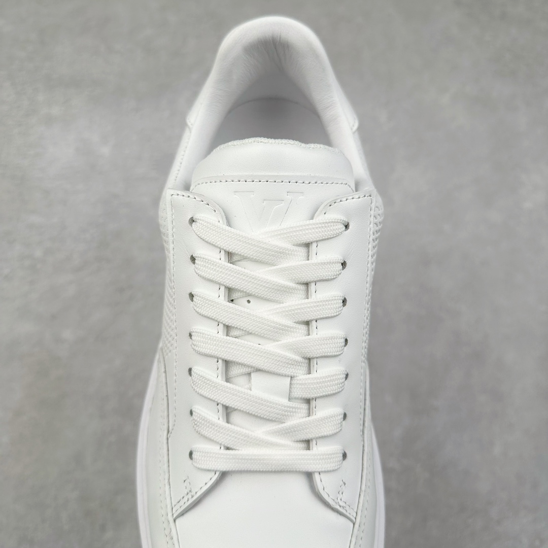 图片[5]-Louis vuitton beverly hills男士经典休闲运动鞋 款式为柔软牛皮革描摹经典 monogram 印花，塑造优雅鞋面。橡胶外底厚实而不失轻盈，其上点缀路易威登标识压纹。加衬内底和科技内衬再度升级舒适体验。意大利进口小牛皮内里高档舒适，原版大底轻盈耐磨！纯手工制作，细节决定品质 路易威登 -高端品质 原单-鞋面：🔝纳帕小牛皮、高周波品牌logo-内里：高弹力帆布布匹，牛皮垫脚-大底：超轻🌲tpu发泡🌲成型大底-超高品控·做工精细：凸显(高端·贵气·档次) 尺码：38-45-选品中心