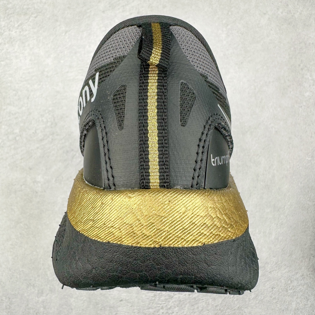 图片[8]-＃SG纯原 Saucony Triumph 22 索康尼胜利22代旗舰级缓震型跑鞋 性能相比前几代再升级：鞋面采用全新升级的工学网设计 贴合脚部更透气 中底部分使用最新的PWRRUN+材质 搭配PWRRUN+鞋垫使中底的大幅加厚 10mm坡差进一步提供缓震、回弹性能 内底则采用了FORMFIT动态适应系统 动态契合脚型 提升包裹性和舒适性 提供更卓越的动态回馈体验 XT-900橡胶大底 可提供良好的抓地力和较强抗磨性能 尺码：35.5 36 36.5 37.5 38 38.5 39 40 40.5 41 42 42.5 43 44 44.5 45-选品中心