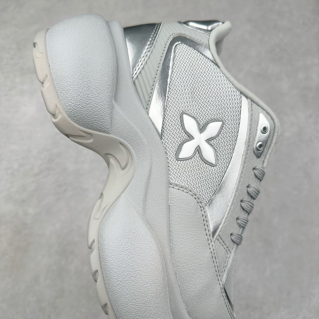 图片[6]-SMFK 2024最新火爆增高小白鞋板鞋 SMFK成立于2016年 一直在做中国品牌 中国设计 中国制造 品牌注重舒适和体验 在设计上追求unisex free size design for all并且尝试一些关于SMFK的风格 在乎每个产品的细节开发 很多部分我们采用手工制作 在相同中又存在不同 不破不立 尺码：35 36 37 38 39 40-选品中心