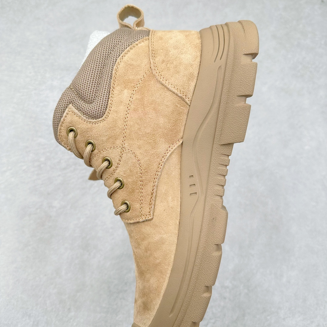 图片[7]-Timberland添柏岚/天伯伦户外高帮休闲大黄靴系列 #广东大厂品质 原盒原包装 #24ss新款 时尚潮流搭配 面料采用意大利🇮🇹顶级磨砂细纹牛皮 搭配防臭防腐真皮乳胶鞋垫 大底到五金都是代工厂原材料制作 同原版固特异永不开胶工艺 好货不杀猪 首单质量严格把控 全网独家首发 品质毋庸置疑 全套官网统一包装 给您完美的穿着体验 质量考究耐穿 型男必备 专治不帅 高品质脚感一流 今年冬季防寒户外专用 日常随意搭配 尺码：38 39 40 41 42 43 44（皮鞋码）-选品中心