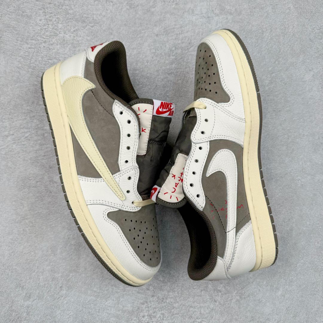 图片[3]-＃XC纯原福利 Travis Scott x Air Jordan AJ1 Low OG SP TS联名倒钩3.0低帮 白棕色 DM7866-162 工厂整单全码套现 清远全套加持 XC原厂全套原楦原纸板冲刀磨具开发 原厂皮料加持 原厂港宝加持定型后跟R度完美 同源原厂电绣 鬼脸飞翼针数密度立体效果一致 百分百一致原鞋 原厂拉帮工艺 针距密度一致 后跟弧度收口自然不对折 极致一眼正品既视感 进口玻璃冲刀皮料裁剪零毛边 全鞋电脑针车工艺 品控清洁度最高QC检验标准 免检产品 原厂订购鞋盒、鞋标、防尘纸、鞋撑、鞋带 追求极致的原厂味道 尺码：36 36.5 37.5 38 38.5 39 40 40.5 41 42 42.5 43 44 44.5 45 46 47.5-选品中心