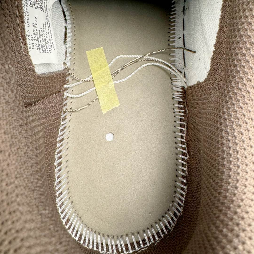 图片[12]-＃XC纯原福利 Travis Scott x Air Jordan AJ1 Low OG SP TS联名倒钩3.0低帮 白棕色 DM7866-162 工厂整单全码套现 清远全套加持 XC原厂全套原楦原纸板冲刀磨具开发 原厂皮料加持 原厂港宝加持定型后跟R度完美 同源原厂电绣 鬼脸飞翼针数密度立体效果一致 百分百一致原鞋 原厂拉帮工艺 针距密度一致 后跟弧度收口自然不对折 极致一眼正品既视感 进口玻璃冲刀皮料裁剪零毛边 全鞋电脑针车工艺 品控清洁度最高QC检验标准 免检产品 原厂订购鞋盒、鞋标、防尘纸、鞋撑、鞋带 追求极致的原厂味道 尺码：36 36.5 37.5 38 38.5 39 40 40.5 41 42 42.5 43 44 44.5 45 46 47.5-选品中心