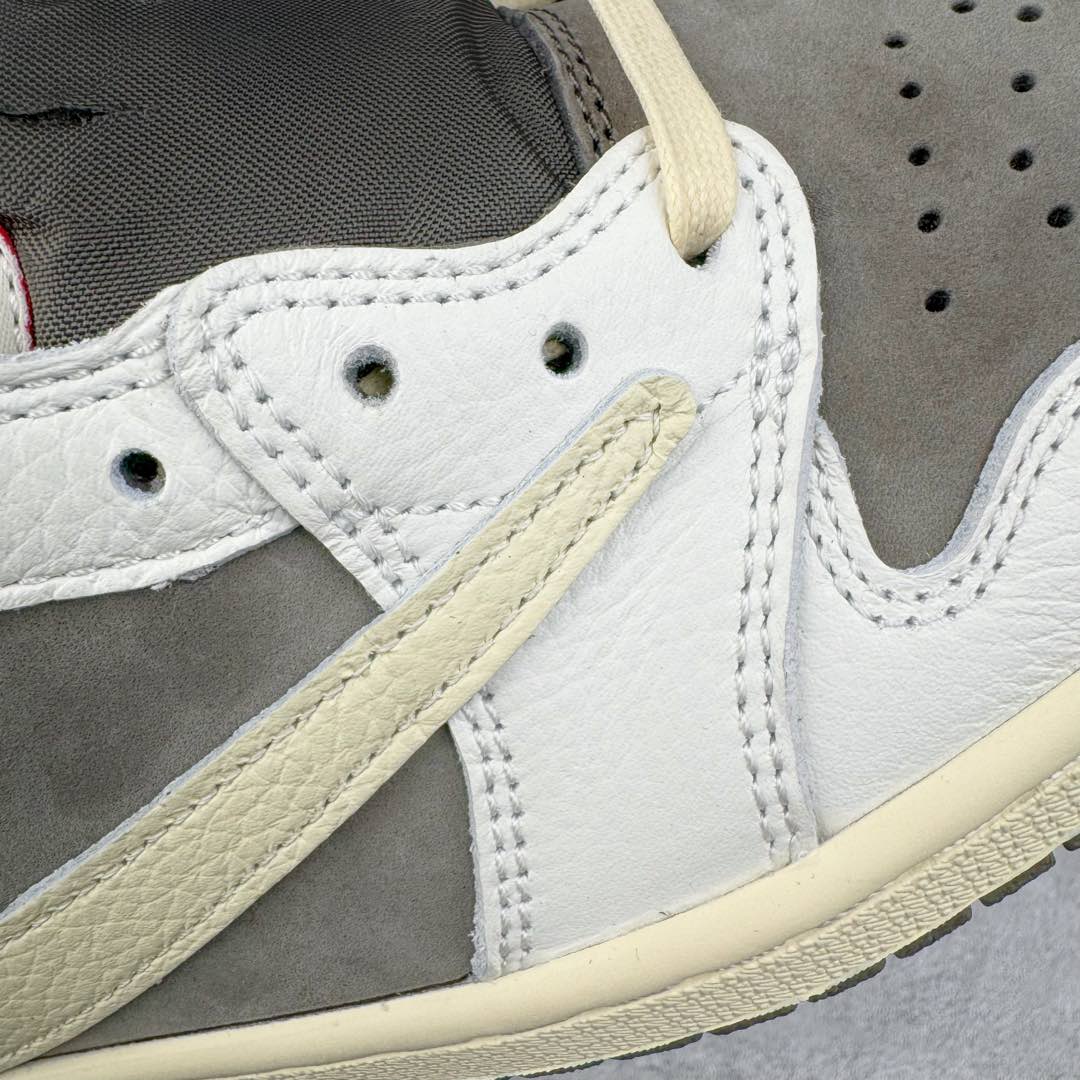 图片[20]-＃XC纯原福利 Travis Scott x Air Jordan AJ1 Low OG SP TS联名倒钩3.0低帮 白棕色 DM7866-162 工厂整单全码套现 清远全套加持 XC原厂全套原楦原纸板冲刀磨具开发 原厂皮料加持 原厂港宝加持定型后跟R度完美 同源原厂电绣 鬼脸飞翼针数密度立体效果一致 百分百一致原鞋 原厂拉帮工艺 针距密度一致 后跟弧度收口自然不对折 极致一眼正品既视感 进口玻璃冲刀皮料裁剪零毛边 全鞋电脑针车工艺 品控清洁度最高QC检验标准 免检产品 原厂订购鞋盒、鞋标、防尘纸、鞋撑、鞋带 追求极致的原厂味道 尺码：36 36.5 37.5 38 38.5 39 40 40.5 41 42 42.5 43 44 44.5 45 46 47.5-选品中心