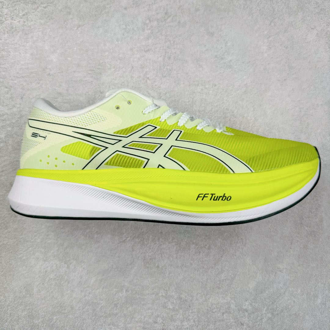 Asics S4 亚瑟士防滑耐磨低帮跑步鞋 ASICS（亚瑟士）是日本实业家鬼冢喜八郎创立的跑鞋运动品牌，名字想法源自著名的拉丁谚语“AnimaSana In Corpore Sano”为“健全的精神寓于强健的体魄”。正如其名字的含义，ASICS亚瑟士一直坚信保持身体的健康与活力是打造健康快乐的生活方式的最佳途径。亚瑟士的跑鞋、篮球鞋等系列集专业与美貌于一身，拥有极高的热度。2016年，ASICS在“2016年日本最佳全球品牌”排行榜名列第17名。尺码：36 37 37.5 38 39 39.5 40.5 41.5 42 42.5 43.5 44 44.5 45-选品中心