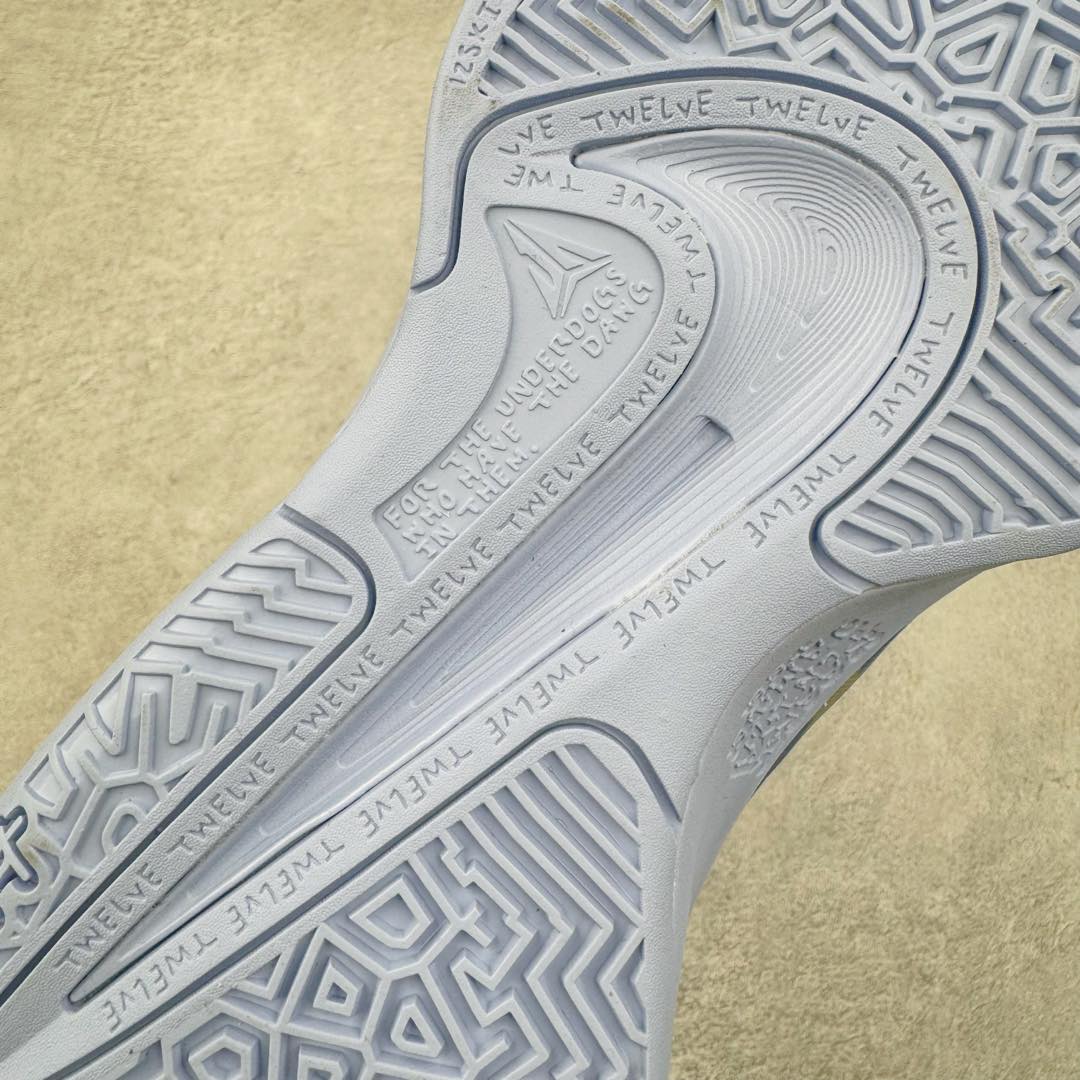 图片[22]-＃灭世 NK Ja 1 莫兰特一代实战篮球鞋 母校名人堂蓝色 IB4007-900 实战属性直接拉满 实战天花板上限再度提升 实战亲测-性能体验吊打国产同价位鞋款 增配前掌ZOOM TURBO➕抗扭片➕后掌马蹄ZOOM气垫（正品仅配置前掌长方形zoom气垫）采用科比4代鞋楦以及龙骨数据打造 小科4实至名归（完美解决正品压脚趾问题）鞋身➕鞋头增配高频补强层 提升鞋头以及脚踝支撑性 鞋垫采用科比4代元年高弹缓震垫材质-磨合一场直接贴合脚型 外底加厚2mm 升级止滑配方 磨合一次 抓地原地起飞 最强莫兰特一代有且只在灭世纯原（支持市场任意货品正面PK）真材实料 肉眼可见 革新升级绝非空穴来风 灭世纯原内外兼修 用态度诠释最强实战货品 缓震配置独家革新 实战属性直接拉满 实战天花板上限再度提升 实战亲测-性能体验吊打国产同价位鞋款 增配前掌ZOOM TURBO➕抗扭片➕后掌马蹄ZOOM气垫（正品仅配置前掌长方形zoom气垫）采用科比4代鞋楦以及龙骨数据打造 小科4实至名归（完美解决正品压脚趾问题）鞋身➕鞋头增配高频补强层 提升鞋头以及脚踝支撑性 鞋垫采用科比4代元年高弹缓震垫材质-磨合一场直接贴合脚型 外底加厚2mm 升级止滑配方 磨合一次 抓地原地起飞 最强莫兰特一代有且只在灭世纯原（支持市场任意货品正面PK）真材实料 肉眼可见 革新升级绝非空穴来风 灭世纯原内外兼修 用态度诠释最强实战货品 尺码：39 40 40.5 41 42 42.5 43 44 44.5 45 46-选品中心