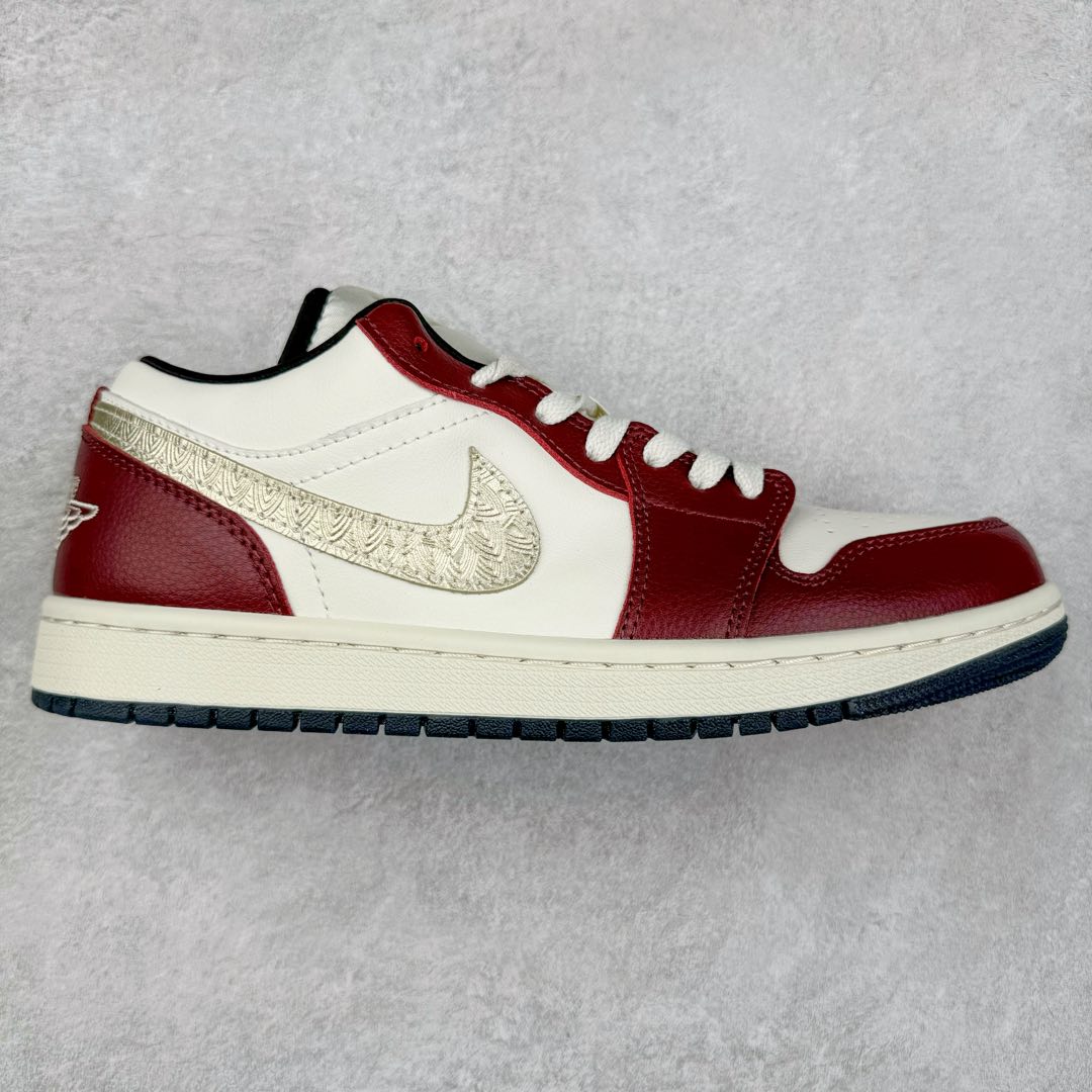 图片[8]-＃纯原福利特价 Air Jordan AJ1 Low 低帮系列 百分百全新货品 零氧化发霉 给足利润空间操作 超乎所想的高性价比 原装楦头纸板开发 完美鞋型 超高清洁度 鞋型不臃肿别扭 原厂内置全掌气垫 A模大底 鞋舌AJ原厂专用牛津布 AJ专用反口珍珠布 原厂无杂质高弹内里海棉 特殊封边弹力鞋带 原鞋开模 拒绝公底 购置公司同步原材料 都有细节原汁原味 忠于原版 尺码：36 36.5 37.5 38 38.5 39 40 40.5 41 42 42.5 43 44 44.5 45 46-选品中心