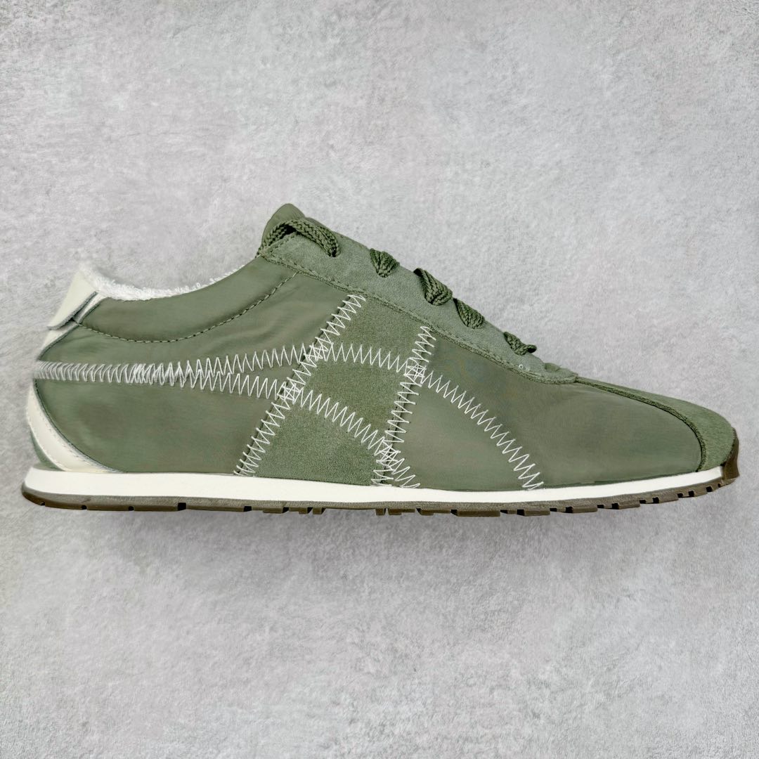 Onitsuka Tiger CORSAIR™ A55鞋款 作为鬼冢虎品牌创立75周年限定之作 灵感源自1970 年代 慢跑热潮先驱的经典鞋履TIGER CORSAIRT™ 以现代视角崭新呈现 简约廓形与细密缝线条纹相得益彰 饰以鬼塚虎标志性的后跟提耳和十字补强 崭新演绎经典之美 轻盈鞋身搭配出色缓震的纤薄鞋底 精妙平衡舒适与时尚 尺码：36 37 37.5 38 39 39.5 40 40.5 41.5 42 42.5 43 44 44.5 45-选品中心