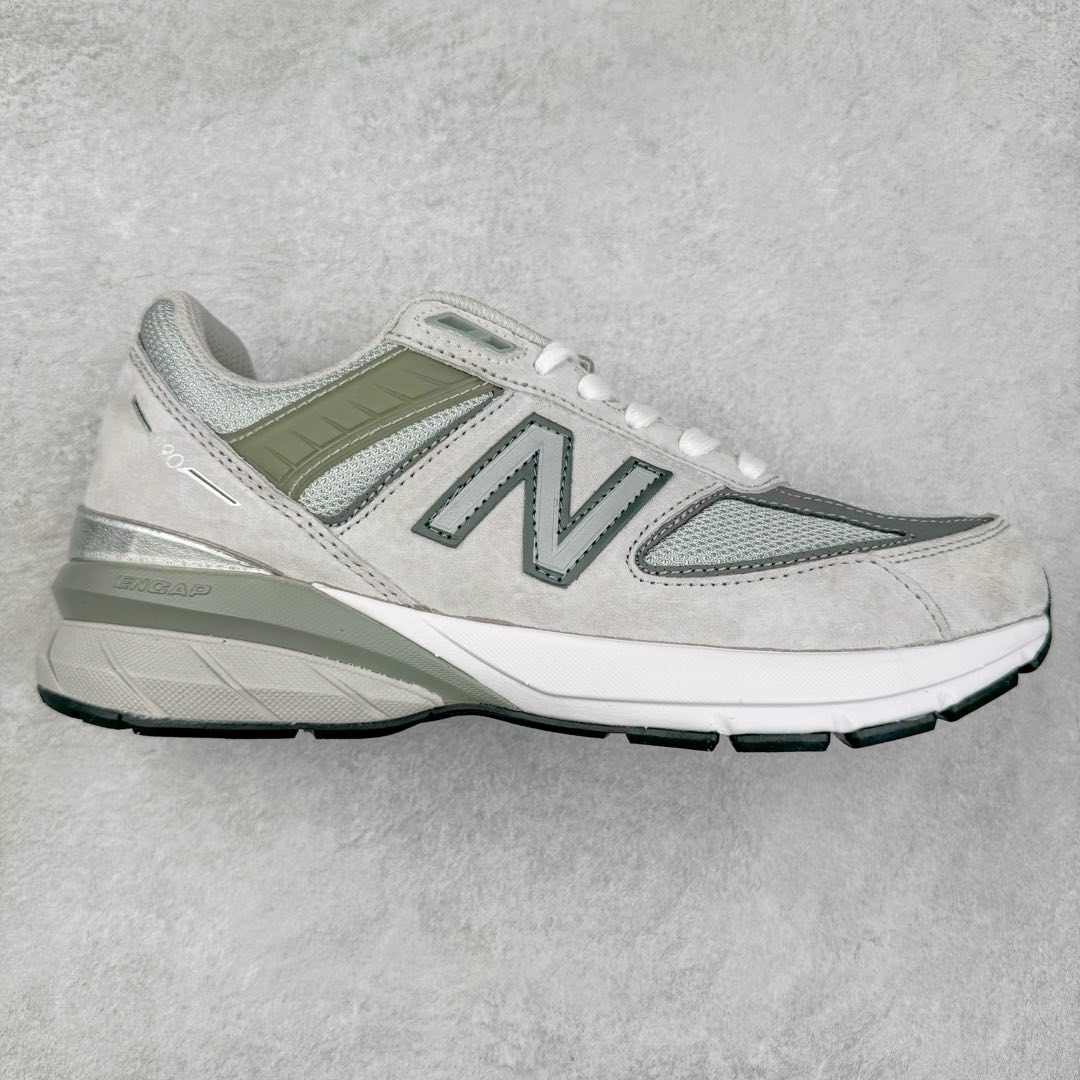 ＃K版纯原 New Balance NB990V5 新百伦复古舒适网布织物合成革减震防滑耐磨低帮休闲跑步鞋 此款990V5搭载个性TPU 增加机能美 更有保护性 采用罗马数字V在后跟处表示第五代更有象征意义 鞋头结构做减法更年轻、更时尚 超级柔软的鞋垫设计 带来舒适升级的足感 Ndurance的抗磨大底更耐穿 更牢固摩登美学注入整体鞋身的设计 细节全面进化 使结构更新颖时尚 尺码：36 37 37.5 38 38.5 39 40 40.5 41.5 42 42.5 43 44 44.5 45-选品中心