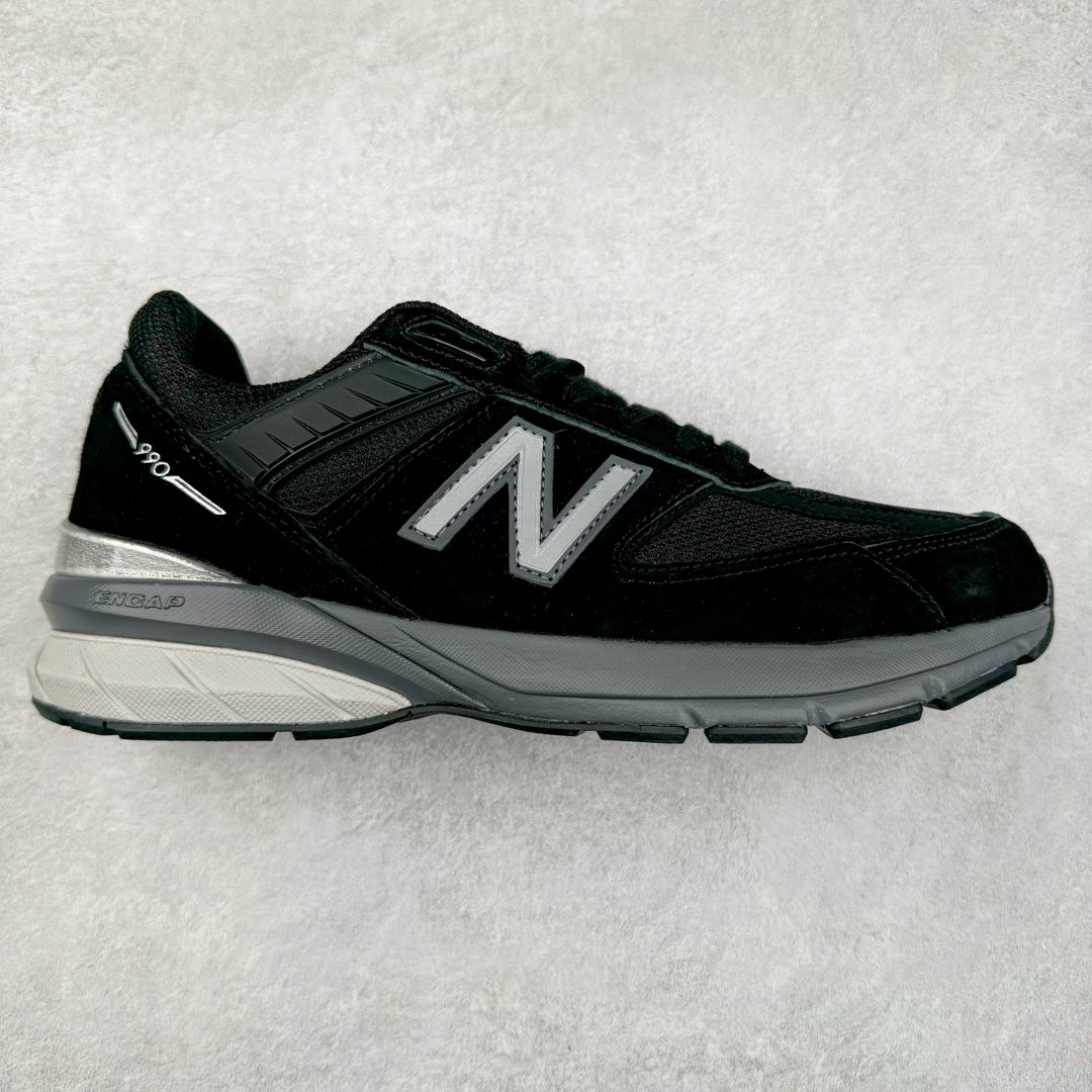 ＃K版纯原 New Balance NB990V5 新百伦复古舒适网布织物合成革减震防滑耐磨低帮休闲跑步鞋 此款990V5搭载个性TPU 增加机能美 更有保护性 采用罗马数字V在后跟处表示第五代更有象征意义 鞋头结构做减法更年轻、更时尚 超级柔软的鞋垫设计 带来舒适升级的足感 Ndurance的抗磨大底更耐穿 更牢固摩登美学注入整体鞋身的设计 细节全面进化 使结构更新颖时尚 尺码：36 37 37.5 38 38.5 39 40 40.5 41.5 42 42.5 43 44 44.5 45-选品中心
