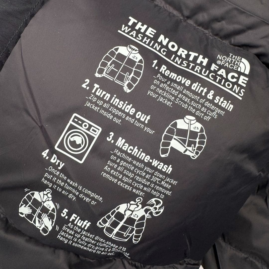 图片[15]-THE NORTH FACE Mountain FW24 Gore-Tex dryvent ULTIMATE 北面山脉系列防水面料刺绣LOGO防风保暖鹅绒连帽含羽绒外套男女同款 The North Face于1966年成立，一直致力于为户外运动员的每一次严酷探索提供专业装备。作为全球户外运动领导品牌，The NorthFace以经过专业运动员测试、适应各类户外需求的产品助力探索者不断超越自我，激发人类潜能。The North Face象征着众多山脉中更冷、更值得挑战的北坡。品牌标志则来自Half Dome，一座位于美国加州Yosemite NationalPark（优胜美地国家公园）里的山峰，中文名字取为「北面」，象征着不畏惧的户外探索精神。1997年，The North Face采用全新的宣传标语「Never Stop Exploring探索永不停止」，体现品牌的探索精神，成为品牌的座右铭。尺码：XS S M L XL 2XL-选品中心