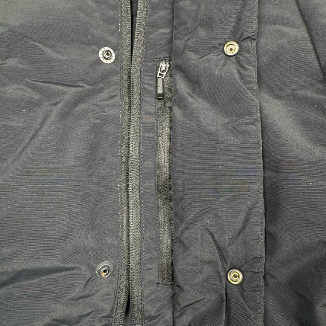 图片[11]-THE NORTH FACE Mountain FW24 Gore-Tex dryvent ULTIMATE 北面山脉系列防水面料刺绣LOGO防风保暖鹅绒连帽含羽绒外套男女同款 The North Face于1966年成立，一直致力于为户外运动员的每一次严酷探索提供专业装备。作为全球户外运动领导品牌，The NorthFace以经过专业运动员测试、适应各类户外需求的产品助力探索者不断超越自我，激发人类潜能。The North Face象征着众多山脉中更冷、更值得挑战的北坡。品牌标志则来自Half Dome，一座位于美国加州Yosemite NationalPark（优胜美地国家公园）里的山峰，中文名字取为「北面」，象征着不畏惧的户外探索精神。1997年，The North Face采用全新的宣传标语「Never Stop Exploring探索永不停止」，体现品牌的探索精神，成为品牌的座右铭。尺码：XS S M L XL 2XL-选品中心