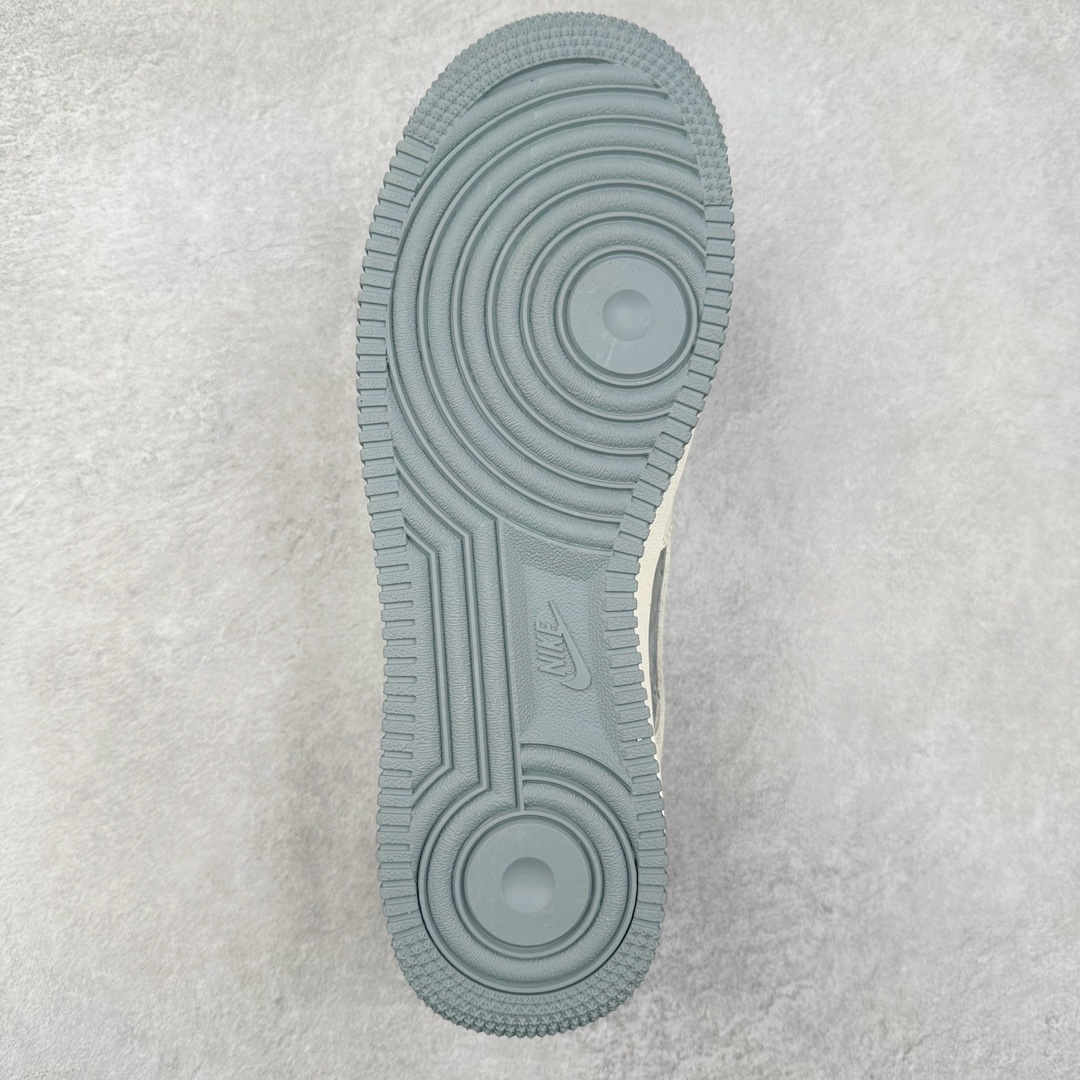 图片[9]-NK Air Force 1 Mid 空军一号中帮高帮百搭休闲运动板鞋 DF0188-014 柔软、弹性十足的缓震性能和出色的中底设计 横跨复古与现代的外型结合 造就出风靡全球三十多年的Force 1 尺码：36 36.5 37.5 38 38.5 39 40 40.5 41 42 42.5 43 44 44.5 45-选品中心