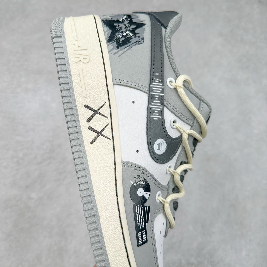 图片[6]-NK Air Force 1 Mid 空军一号中帮高帮百搭休闲运动板鞋 KS6896-666 柔软、弹性十足的缓震性能和出色的中底设计 横跨复古与现代的外型结合 造就出风靡全球三十多年的Force 1 尺码：36 36.5 37.5 38 38.5 39 40 40.5 41 42 42.5 43 44 44.5 45-选品中心