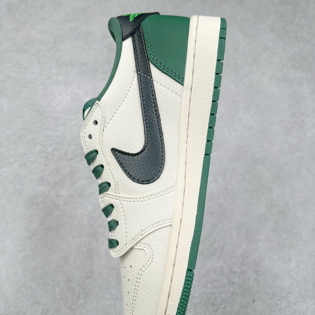 图片[7]-Air Jordan AJ1 Low 低帮系列定制配色 XS3086-005 原厂内置气垫魔块 A模大底 头层小牛皮 鞋舌AJ原厂专用牛津布+AJ专用反口珍珠布+原厂无杂质高弹内里海棉+特殊封边弹力鞋带 尺码：36 36.5 37.5 38 38.5 39 40 40.5 41 42 42.5 43 44 44.5 45 46-选品中心