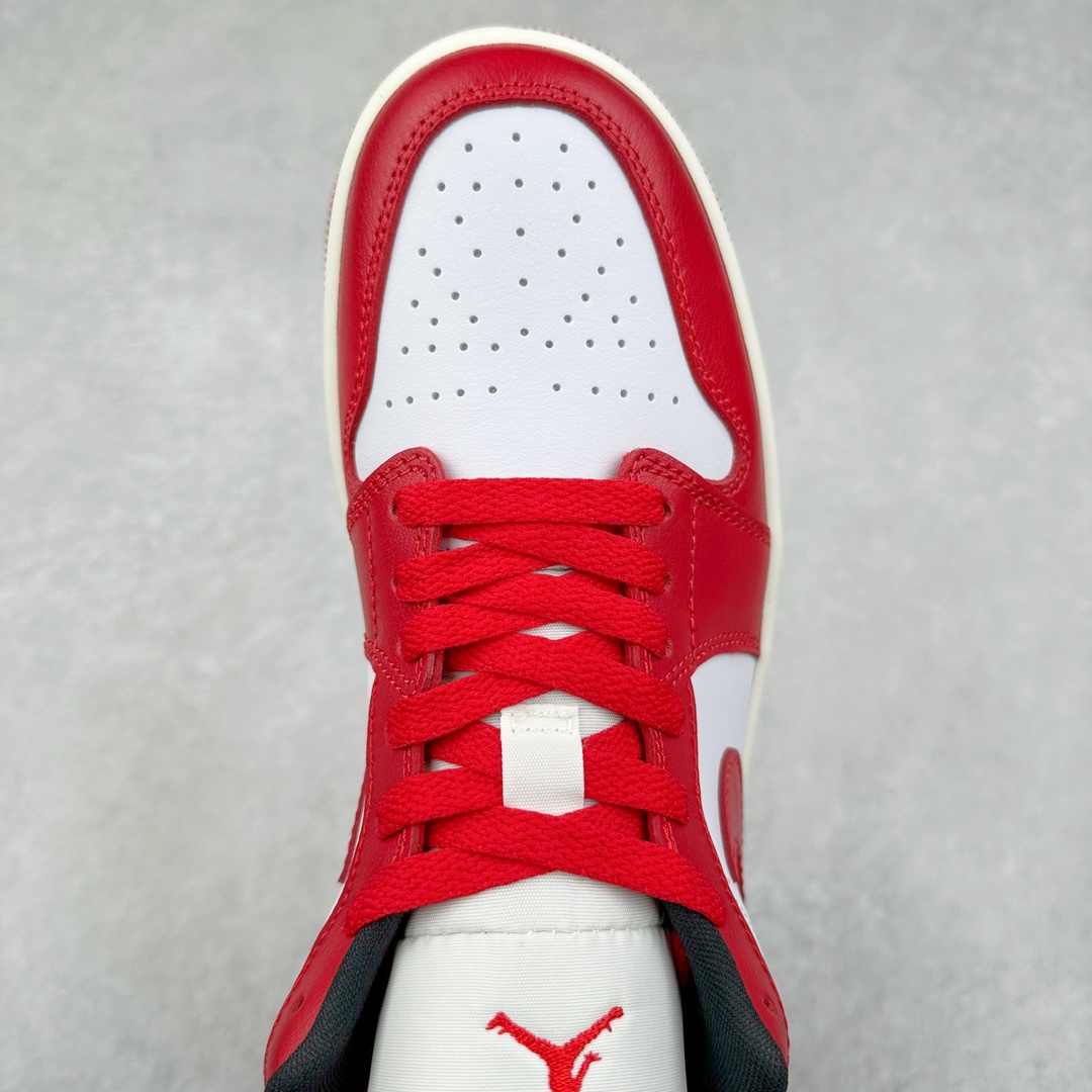 图片[4]-＃纯原福利特价 Air Jordan AJ1 Low 低帮系列 百分百全新货品 零氧化发霉 给足利润空间操作 超乎所想的高性价比 原装楦头纸板开发 完美鞋型 超高清洁度 鞋型不臃肿别扭 原厂内置全掌气垫 A模大底 鞋舌AJ原厂专用牛津布 AJ专用反口珍珠布 原厂无杂质高弹内里海棉 特殊封边弹力鞋带 原鞋开模 拒绝公底 购置公司同步原材料 都有细节原汁原味 忠于原版 尺码：36 36.5 37.5 38 38.5 39 40 40.5 41 42 42.5 43 44 44.5 45 46-选品中心