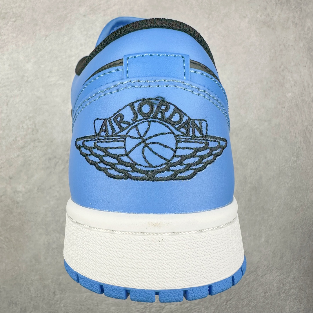 图片[8]-＃纯原福利特价 Air Jordan AJ1 Low 低帮系列 百分百全新货品 零氧化发霉 给足利润空间操作 超乎所想的高性价比 原装楦头纸板开发 完美鞋型 超高清洁度 鞋型不臃肿别扭 原厂内置全掌气垫 A模大底 鞋舌AJ原厂专用牛津布 AJ专用反口珍珠布 原厂无杂质高弹内里海棉 特殊封边弹力鞋带 原鞋开模 拒绝公底 购置公司同步原材料 都有细节原汁原味 忠于原版 尺码：36 36.5 37.5 38 38.5 39 40 40.5 41 42 42.5 43 44 44.5 45 46-选品中心