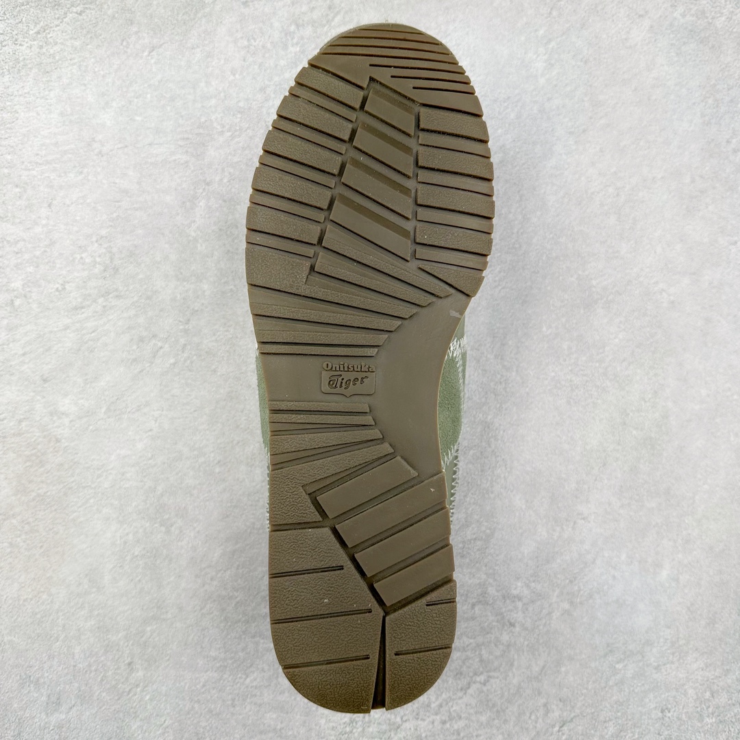 图片[9]-Onitsuka Tiger CORSAIR™ A55鞋款 作为鬼冢虎品牌创立75周年限定之作 灵感源自1970 年代 慢跑热潮先驱的经典鞋履TIGER CORSAIRT™ 以现代视角崭新呈现 简约廓形与细密缝线条纹相得益彰 饰以鬼塚虎标志性的后跟提耳和十字补强 崭新演绎经典之美 轻盈鞋身搭配出色缓震的纤薄鞋底 精妙平衡舒适与时尚 尺码：36 37 37.5 38 39 39.5 40 40.5 41.5 42 42.5 43 44 44.5 45-选品中心