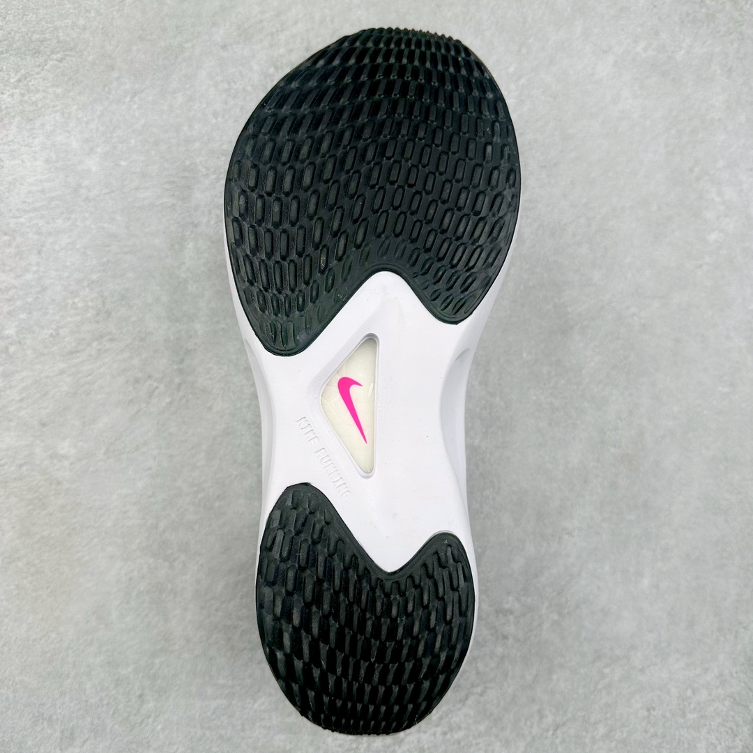 图片[9]-＃特价福利 NK Zoom Fly 5 飞行5代马拉松系列低帮透气休闲运动慢跑鞋 NK旗下跑鞋阵容持续迎来新成员 今回正式登场的鞋型为 Zoom Fly 5 全鞋大量采用回收材料制成 鞋面搭载创新 Flyknit 技术打造的编织网眼 同时考量了舒适、性能与可持续性 采用大型 ZoomX 中底与 Swoosh 徽标注入等变化 鞋侧还有「Push Limits + Break Barriers」字样叙述 尺码：36 36.5 37.5 38 38.5 39 40 40.5 41 42 42.5 43 44 44.5 45-选品中心