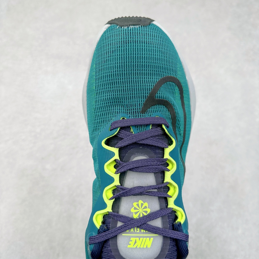 图片[4]-＃特价福利 NK Zoom Fly 5 飞行5代马拉松系列低帮透气休闲运动慢跑鞋 NK旗下跑鞋阵容持续迎来新成员 今回正式登场的鞋型为 Zoom Fly 5 全鞋大量采用回收材料制成 鞋面搭载创新 Flyknit 技术打造的编织网眼 同时考量了舒适、性能与可持续性 采用大型 ZoomX 中底与 Swoosh 徽标注入等变化 鞋侧还有「Push Limits + Break Barriers」字样叙述 尺码：36 36.5 37.5 38 38.5 39 40 40.5 41 42 42.5 43 44 44.5 45-选品中心