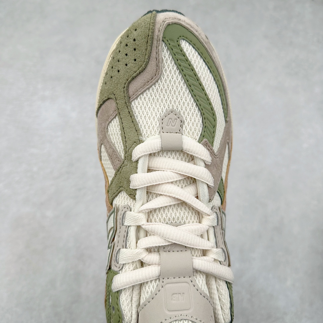 图片[4]-New Balance M1906R NB新百伦系列复古老爹风休闲运动慢跑鞋 采用轻质牛剖革拼接透气网眼衬垫织物鞋面材质 T-Beam大底提供足步弓支撑 保持步态稳定#后跟搭载外露缓震胶 鞋身整体以各种深浅不一的灰色覆盖 鞋头以淡蓝色调装饰，网眼衬垫通过不规律的色块实现做旧的美感 泛黄的鞋底更是进一步增添了复古气息 尺码：36 37 37.5 38 38.5 39.5 40 40.5 41.5 42 42.5 43 44 45-选品中心