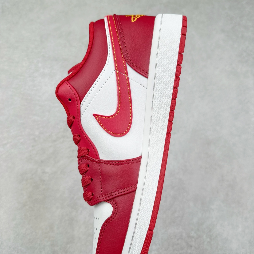 图片[7]-＃纯原福利特价 Air Jordan AJ1 Low 低帮系列 百分百全新货品 零氧化发霉 给足利润空间操作 超乎所想的高性价比 原装楦头纸板开发 完美鞋型 超高清洁度 鞋型不臃肿别扭 原厂内置全掌气垫 A模大底 鞋舌AJ原厂专用牛津布 AJ专用反口珍珠布 原厂无杂质高弹内里海棉 特殊封边弹力鞋带 原鞋开模 拒绝公底 购置公司同步原材料 都有细节原汁原味 忠于原版 尺码：36 36.5 37.5 38 38.5 39 40 40.5 41 42 42.5 43 44 44.5 45 46-选品中心