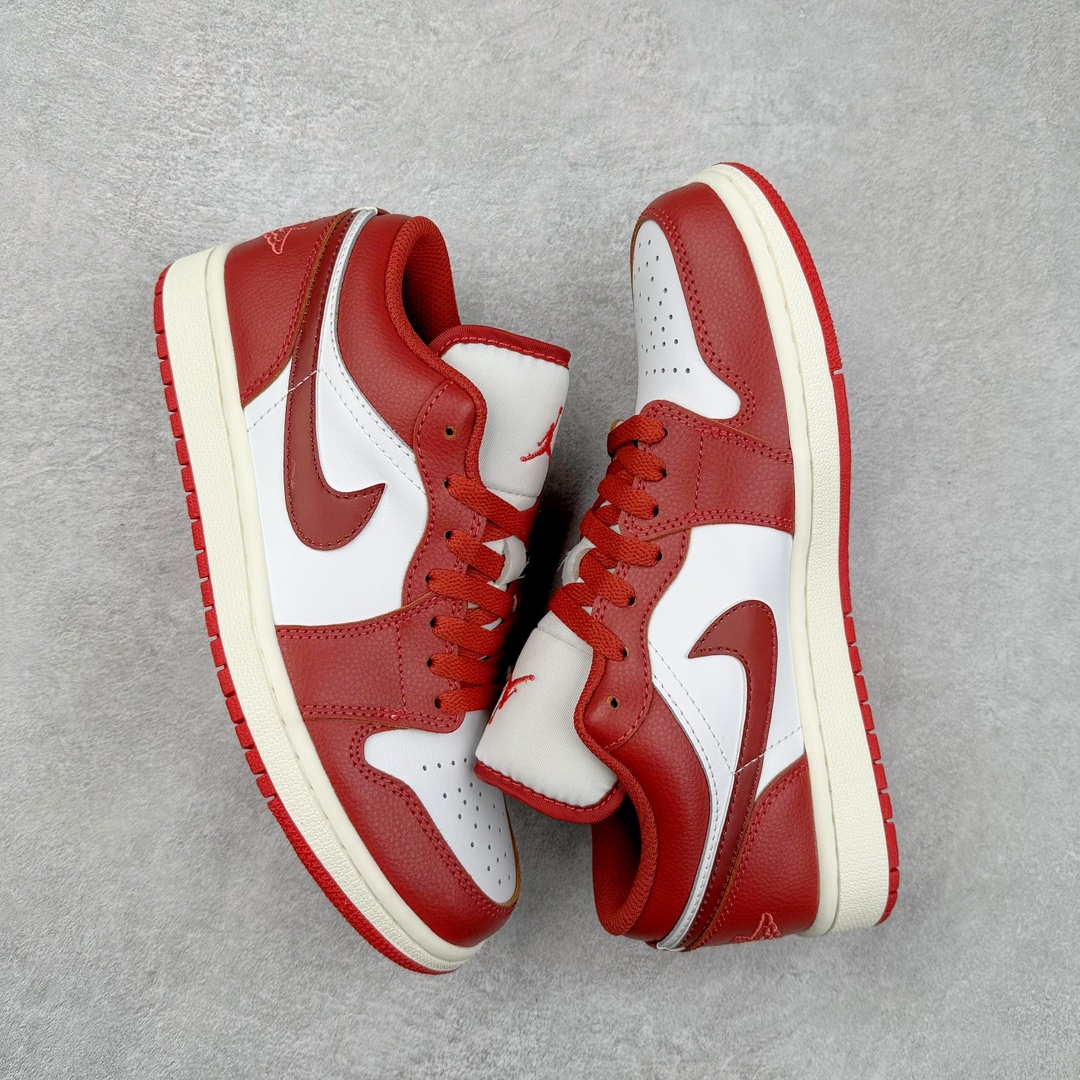 图片[3]-＃纯原福利特价 Air Jordan AJ1 Low 低帮系列 百分百全新货品 零氧化发霉 给足利润空间操作 超乎所想的高性价比 原装楦头纸板开发 完美鞋型 超高清洁度 鞋型不臃肿别扭 原厂内置全掌气垫 A模大底 鞋舌AJ原厂专用牛津布 AJ专用反口珍珠布 原厂无杂质高弹内里海棉 特殊封边弹力鞋带 原鞋开模 拒绝公底 购置公司同步原材料 都有细节原汁原味 忠于原版 尺码：36 36.5 37.5 38 38.5 39 40 40.5 41 42 42.5 43 44 44.5 45 46-选品中心