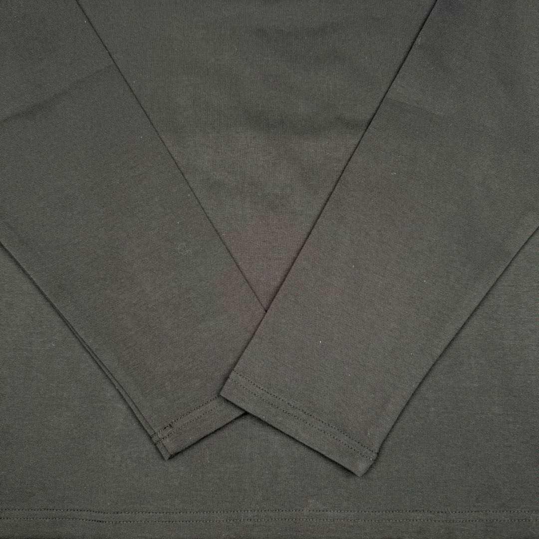 图片[12]-＃GD广顶 MIU MIU SS23 缪缪字母Logo刺绣圆领套头长袖T恤 面料采用340克双面织法长绒棉面料（正反一样舒服）logo开模冲模并非激光烧化有烧焦感 自购特种机刺绣logo非常完美 logo部分为双层面料三标辅料全部定制 尺码：S M L XL-选品中心