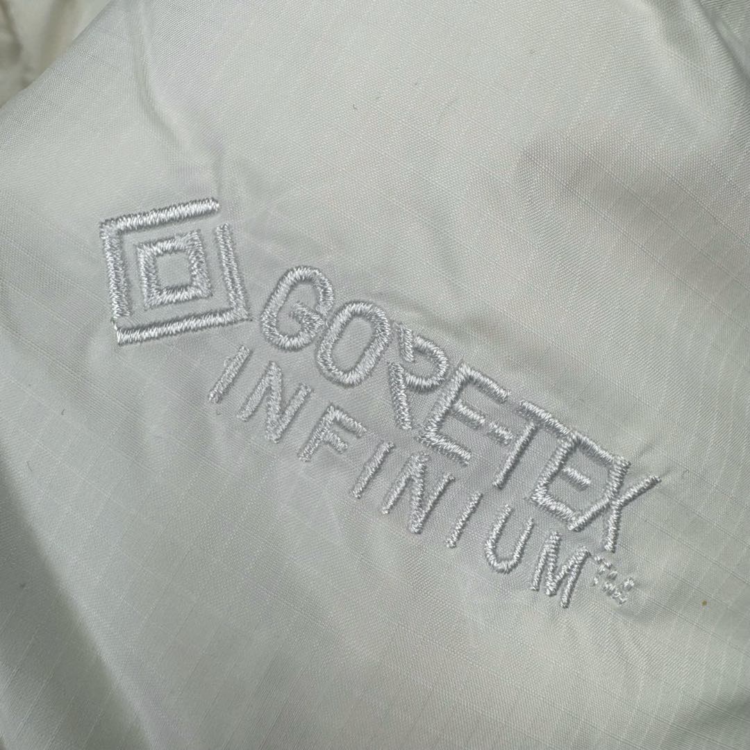 图片[14]-THE NORTH FACE 北面拼色拉链连帽长袖夹克外套羽绒服 The North Face于1966年成立，一直致力于为户外运动员的每一次严酷探索提供专业装备。作为全球户外运动领导品牌，The NorthFace以经过专业运动员测试、适应各类户外需求的产品助力探索者不断超越自我，激发人类潜能。The North Face象征着众多山脉中更冷、更值得挑战的北坡。品牌标志则来自Half Dome，一座位于美国加州Yosemite NationalPark（优胜美地国家公园）里的山峰，中文名字取为「北面」，象征着不畏惧的户外探索精神。1997年，The North Face采用全新的宣传标语「Never Stop Exploring探索永不停止」，体现品牌的探索精神，成为品牌的座右铭。尺码：S M L XL 2XL-选品中心